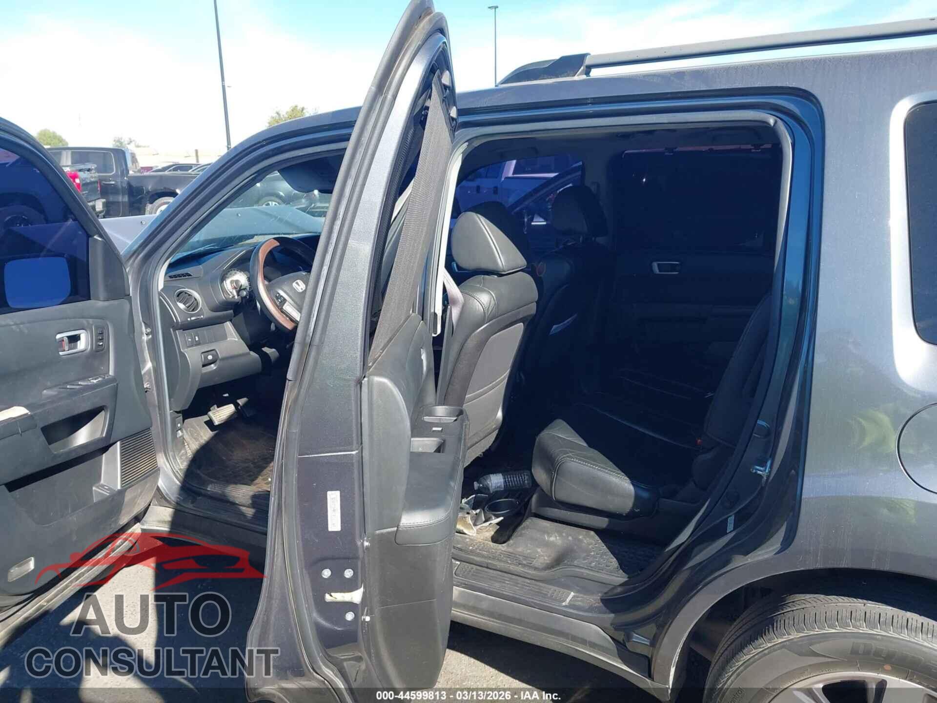 HONDA PILOT 2012 - 5FNYF3H9XCB013169