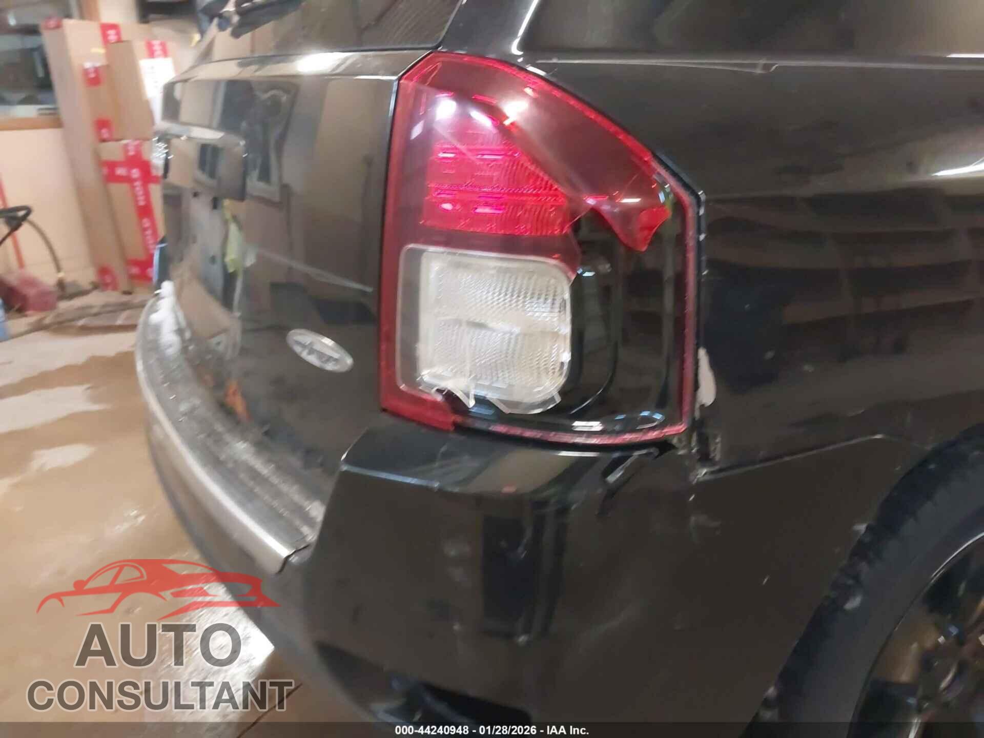 JEEP COMPASS 2015 - 1C4NJCEA2FD209540