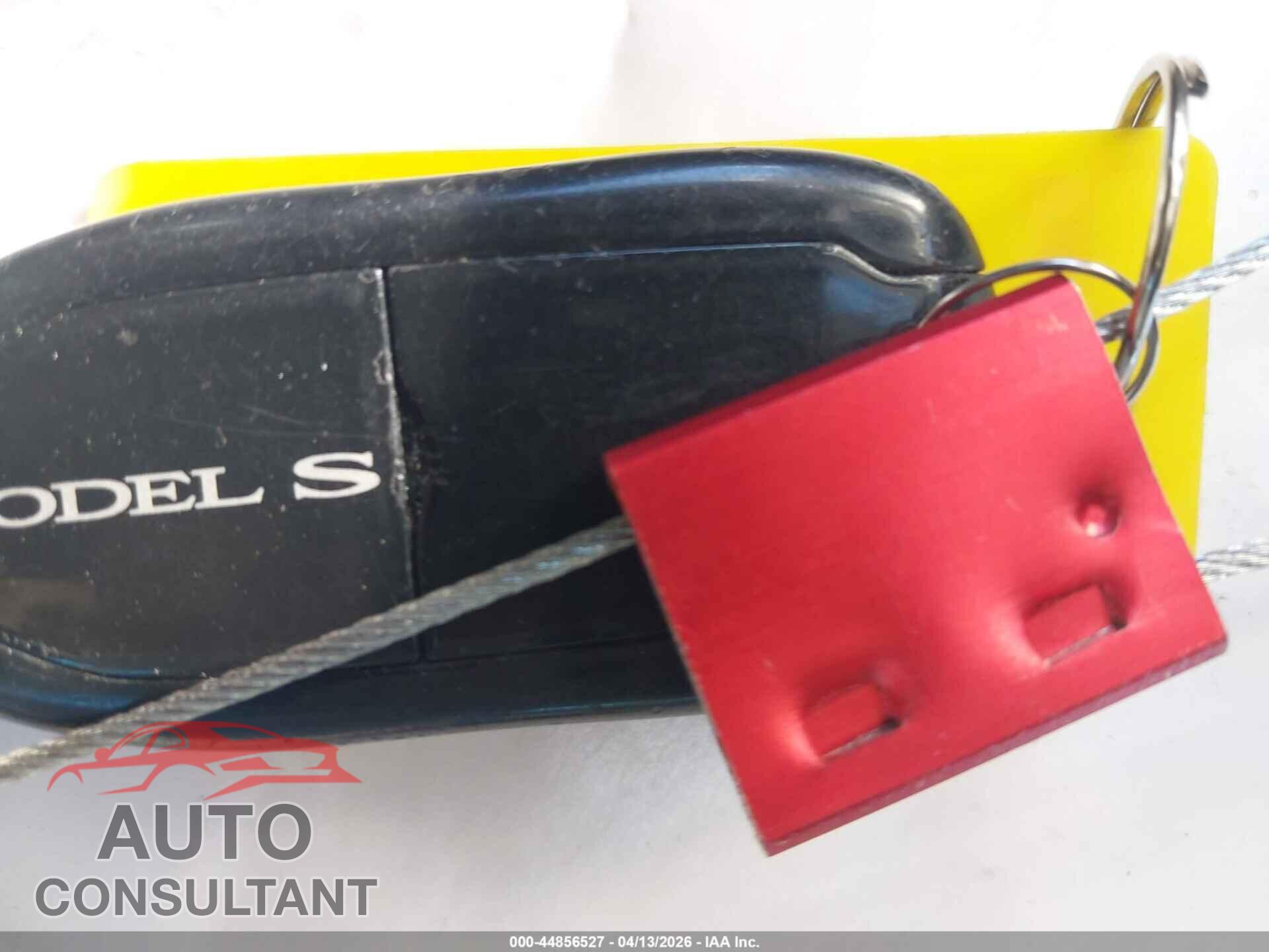 TESLA MODEL S 2014 - 5YJSA1H14EFP40510