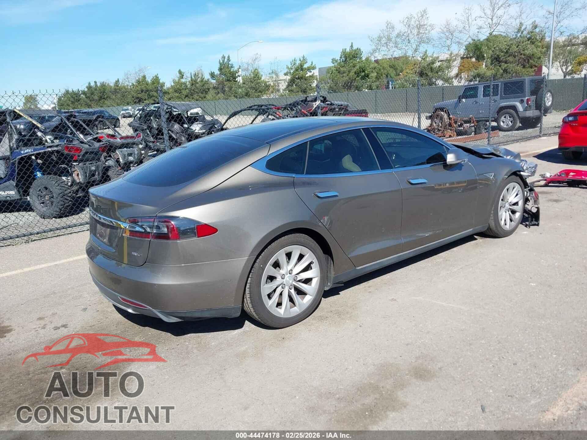 TESLA MODEL S 2016 - 5YJSA1E2XGF133530