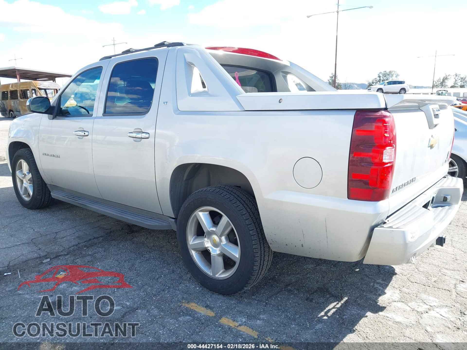 CHEVROLET AVALANCHE 1500 2011 - 3GNMCFE06BG341736