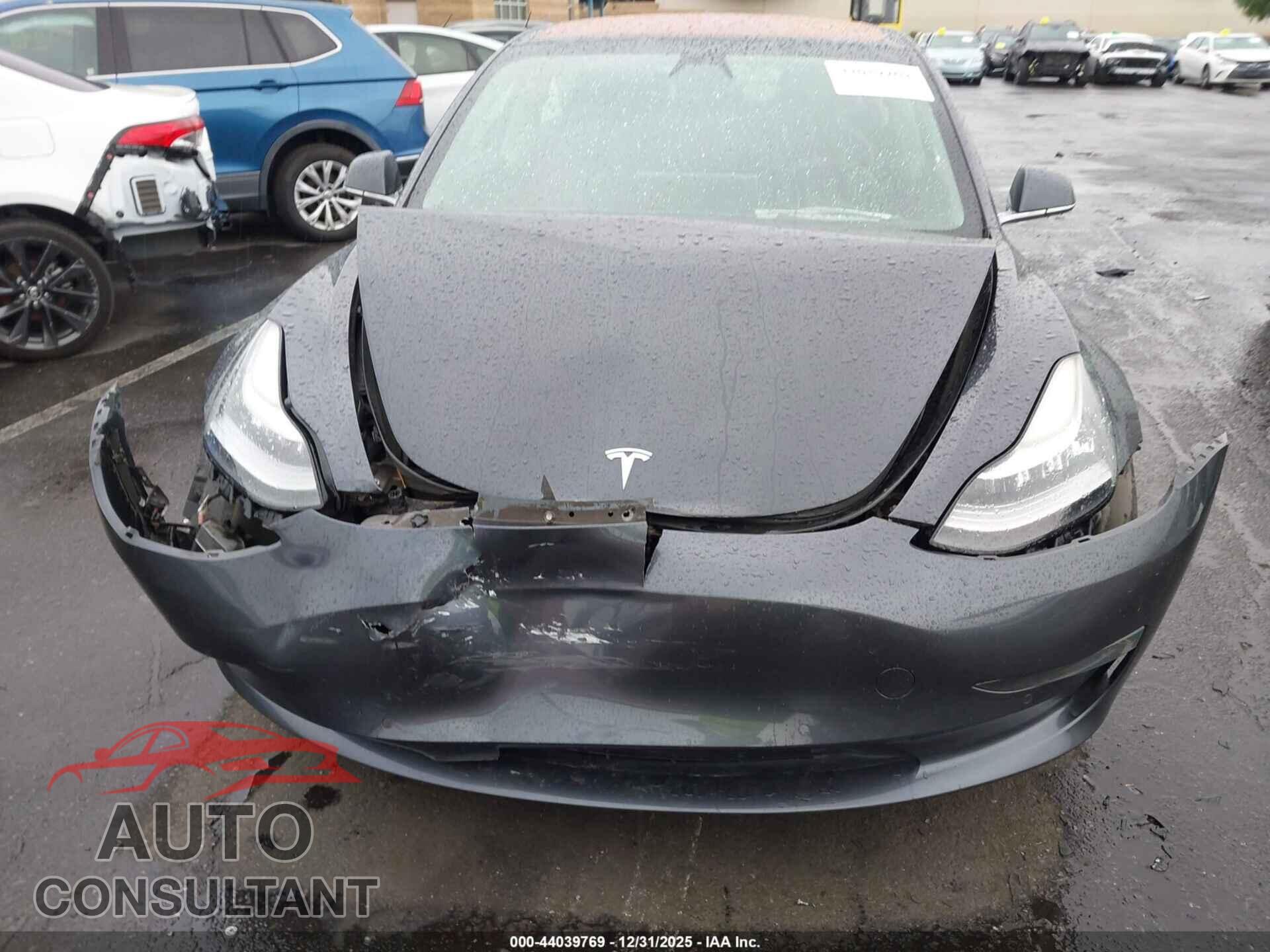 TESLA MODEL 3 2018 - 5YJ3E1EA7JF045235