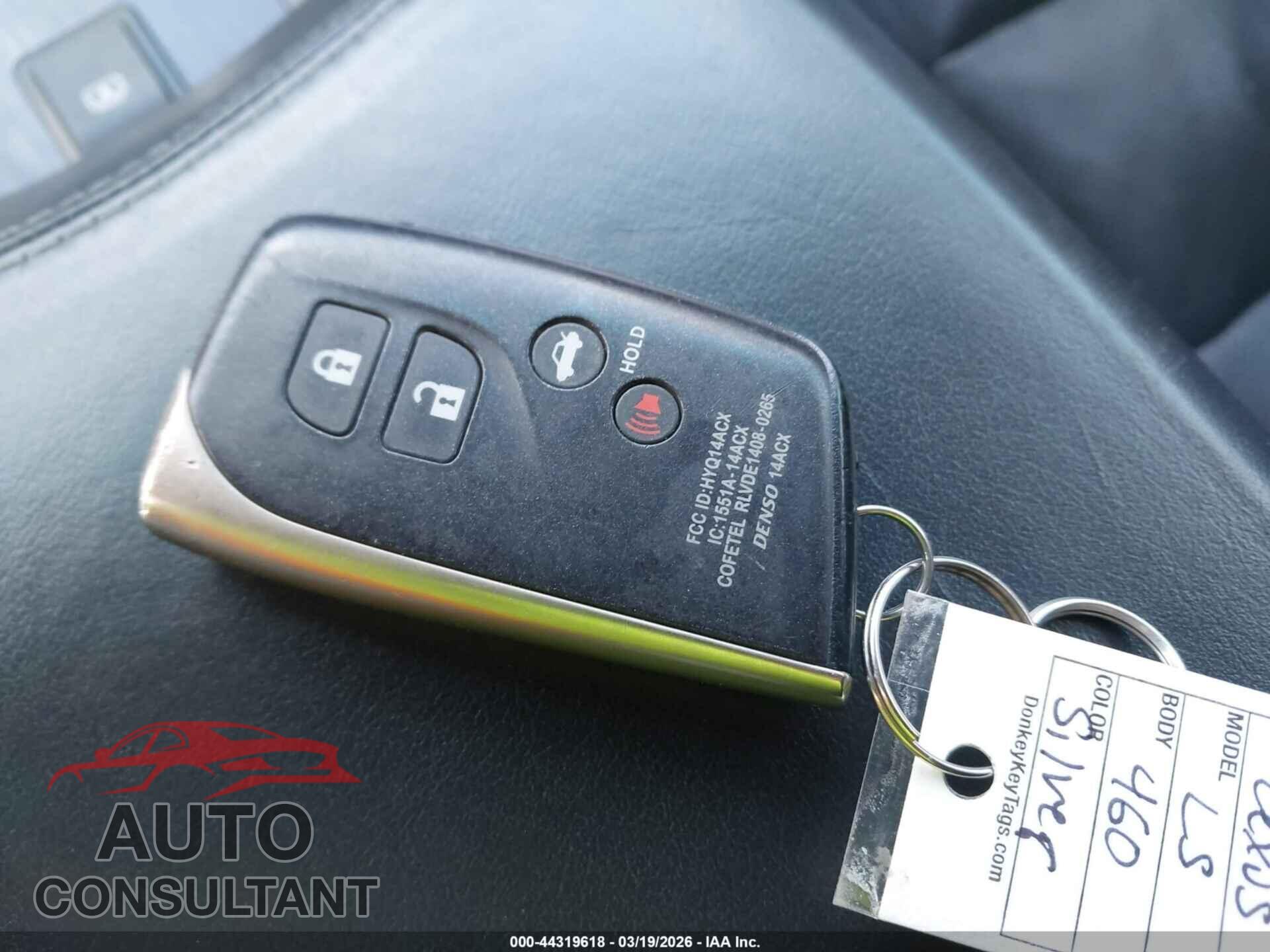 LEXUS LS 460 2017 - JTHCL5EFXH5028383