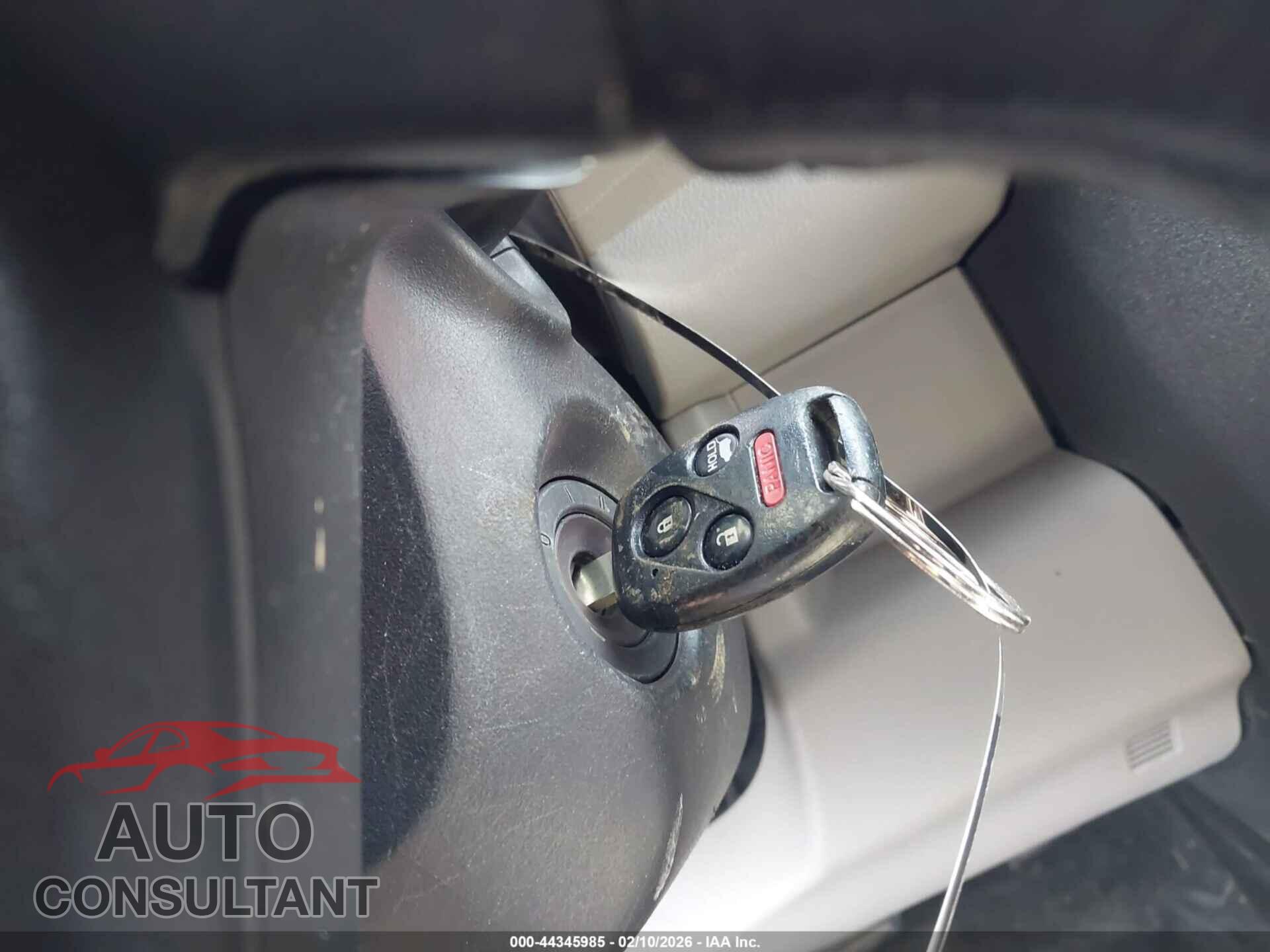 HONDA PILOT 2013 - 5FNYF4H50DB011404