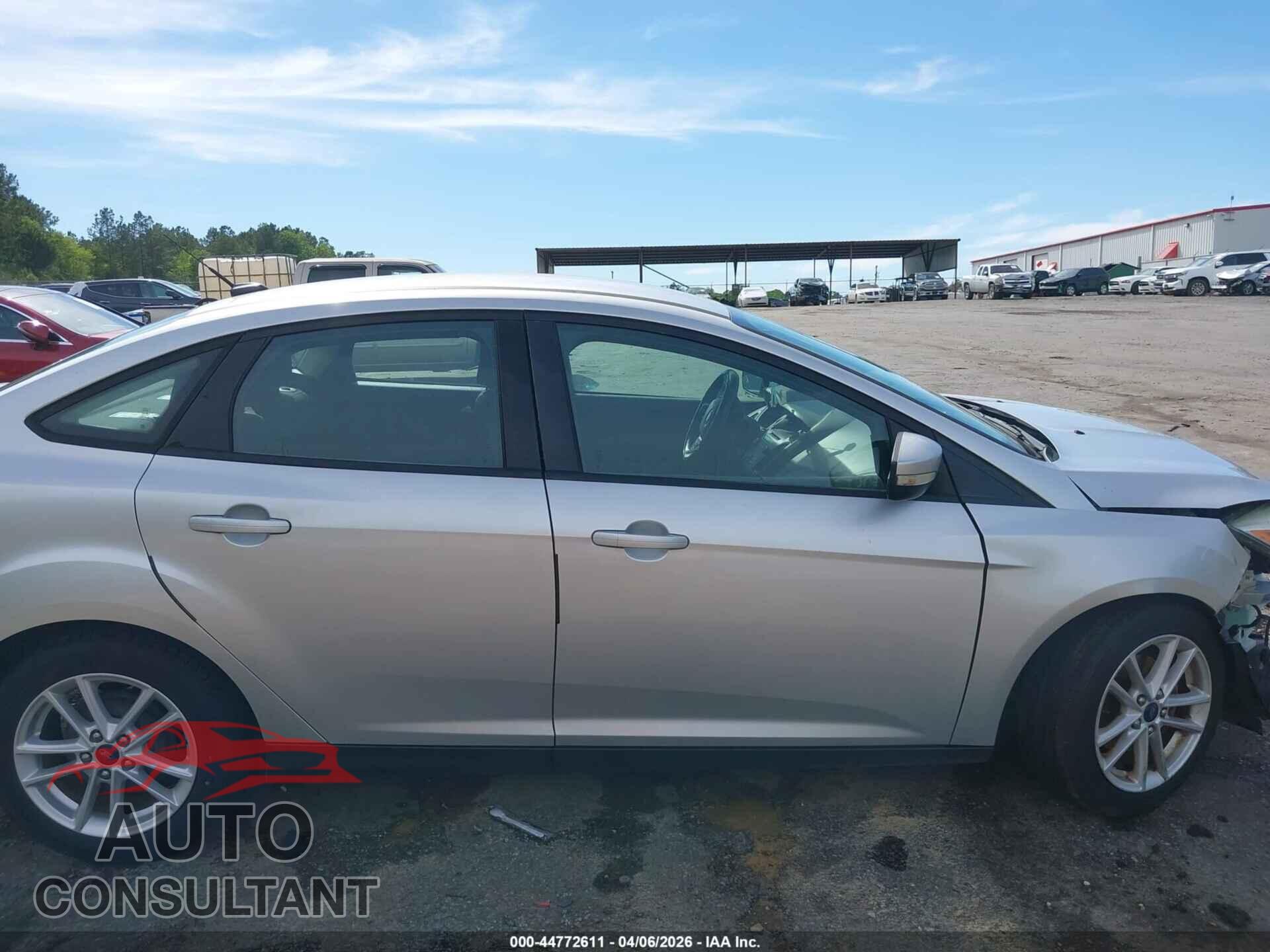 FORD FOCUS 2017 - 1FADP3F20HL248658