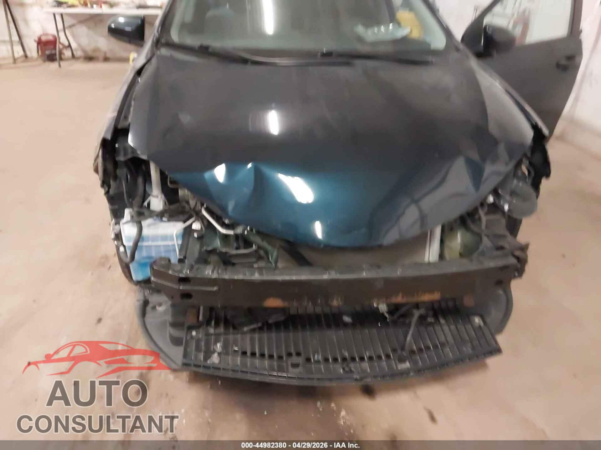 TOYOTA COROLLA 2019 - 2T1BURHE9KC184669