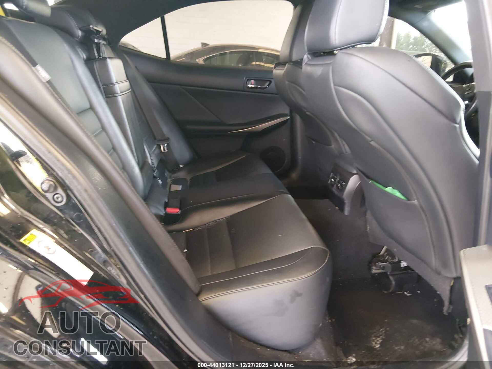 LEXUS IS 250 2015 - JTHCF1D29F5025700
