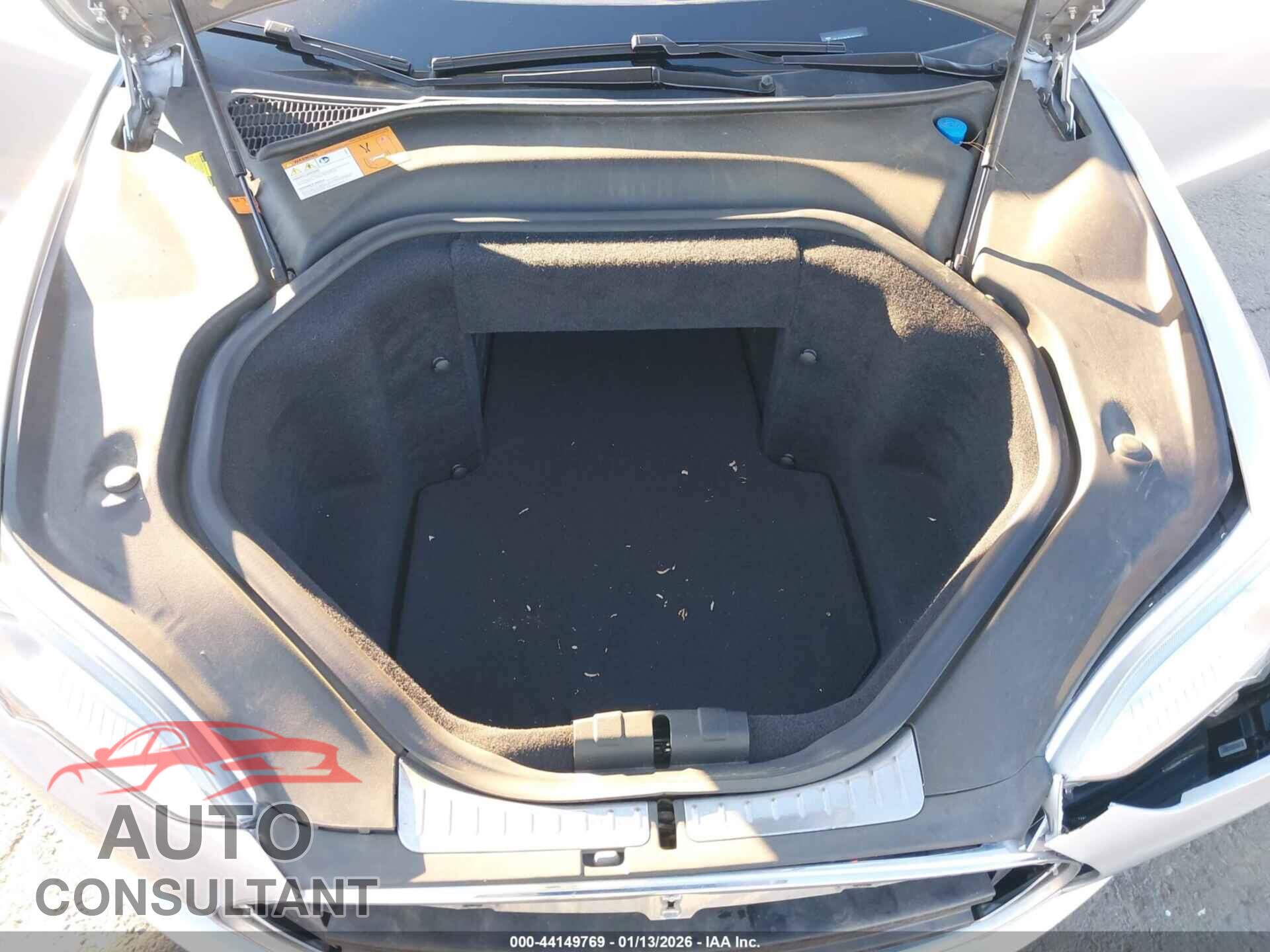 TESLA MODEL S 2013 - 5YJSA1DN8DFP04438
