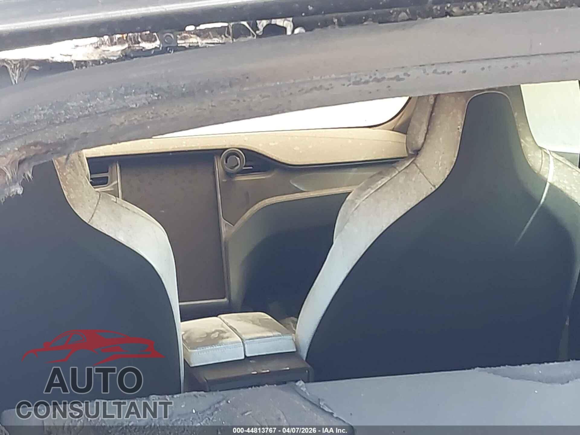 TESLA MODEL S 2018 - 5YJSA1E2XJF276047