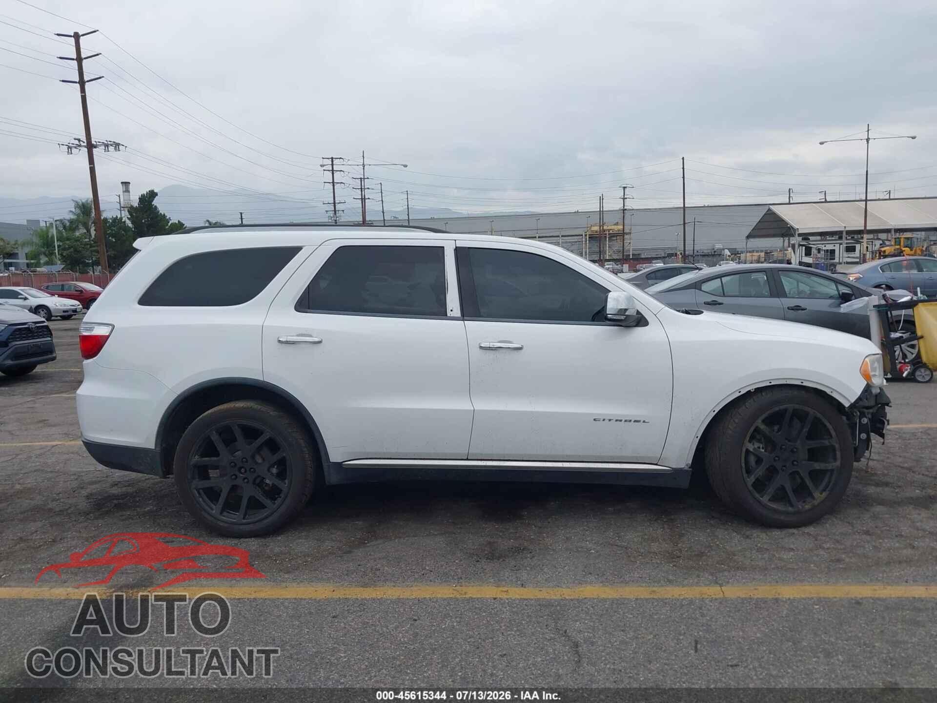 DODGE DURANGO 2013 - 1C4SDHET5DC689147