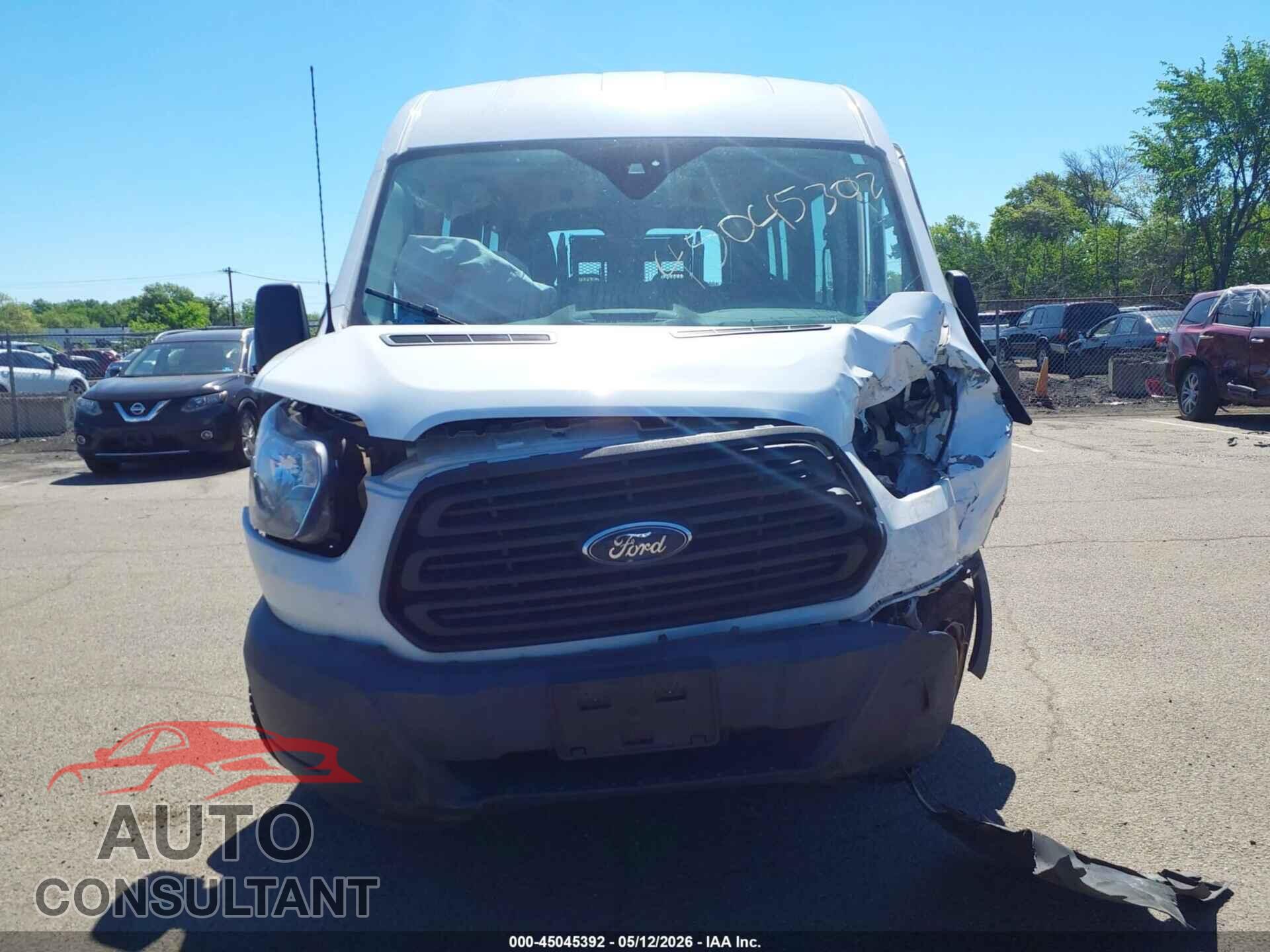 FORD TRANSIT-150 2017 - 1FTYE2CM9HKB27330