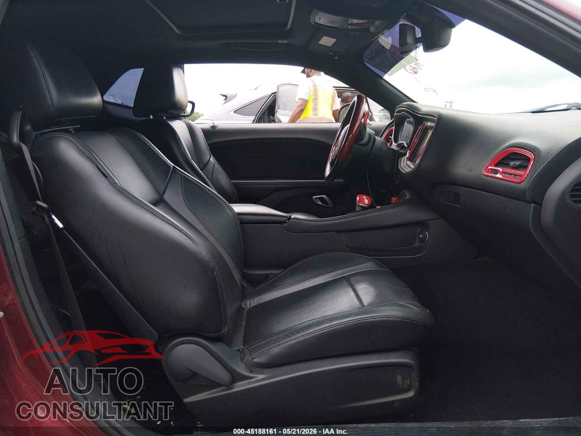 DODGE CHALLENGER 2017 - 2C3CDZBTXHH584836