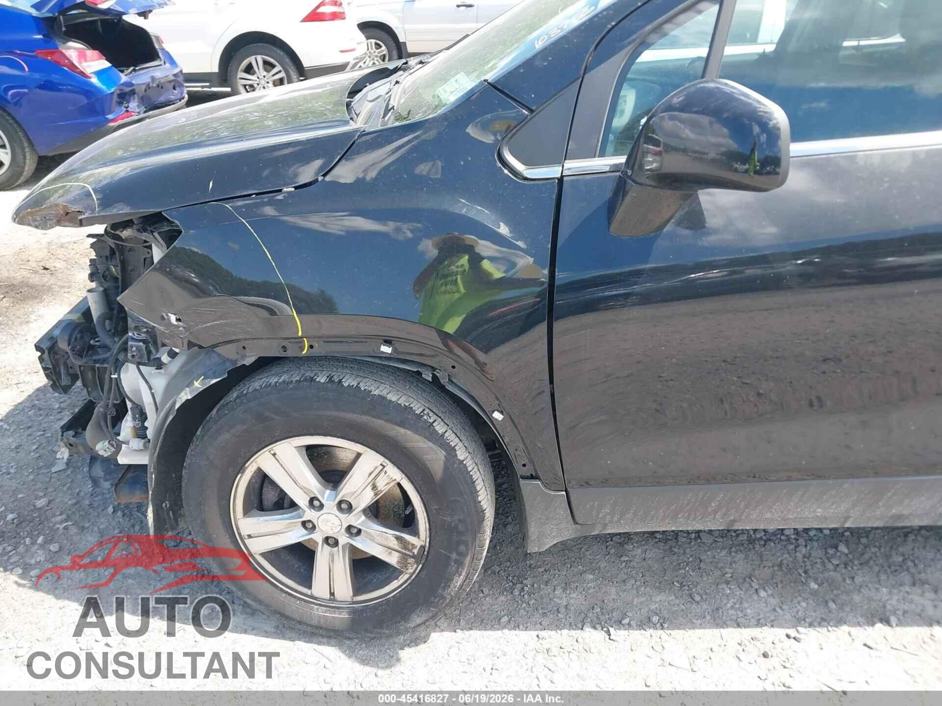 CHEVROLET TRAX 2019 - 3GNCJLSB3KL245740