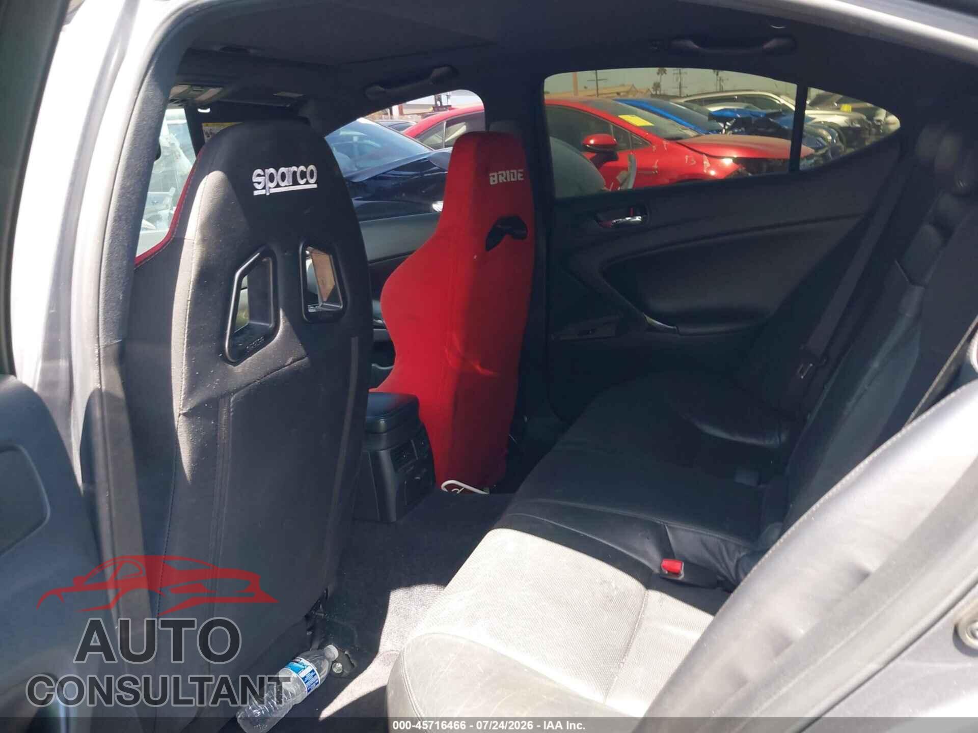 LEXUS IS F 2012 - JTHBP5C22C5010761