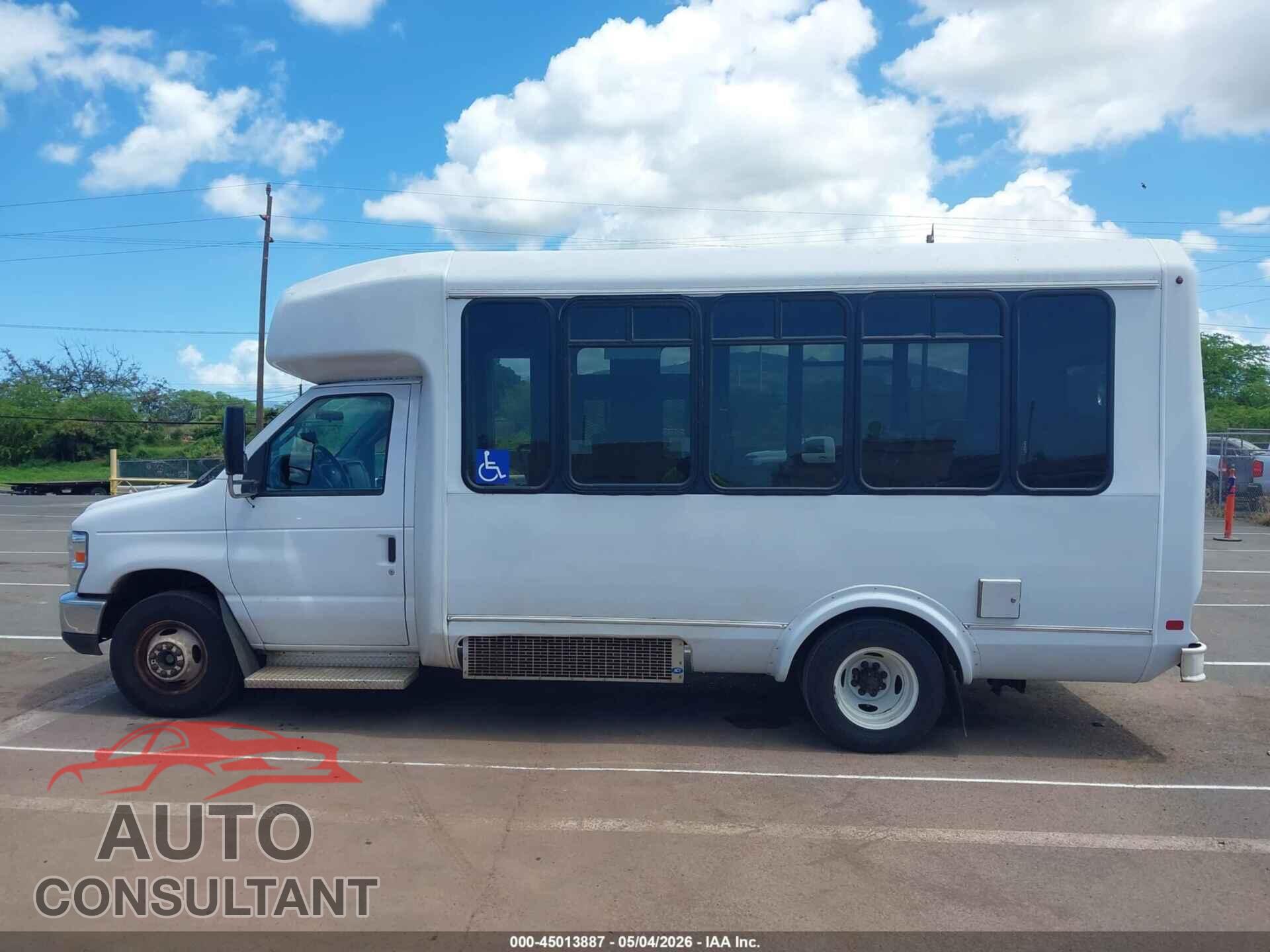 FORD E-350 CUTAWAY 2018 - 1FDEE3FS5JDC04171