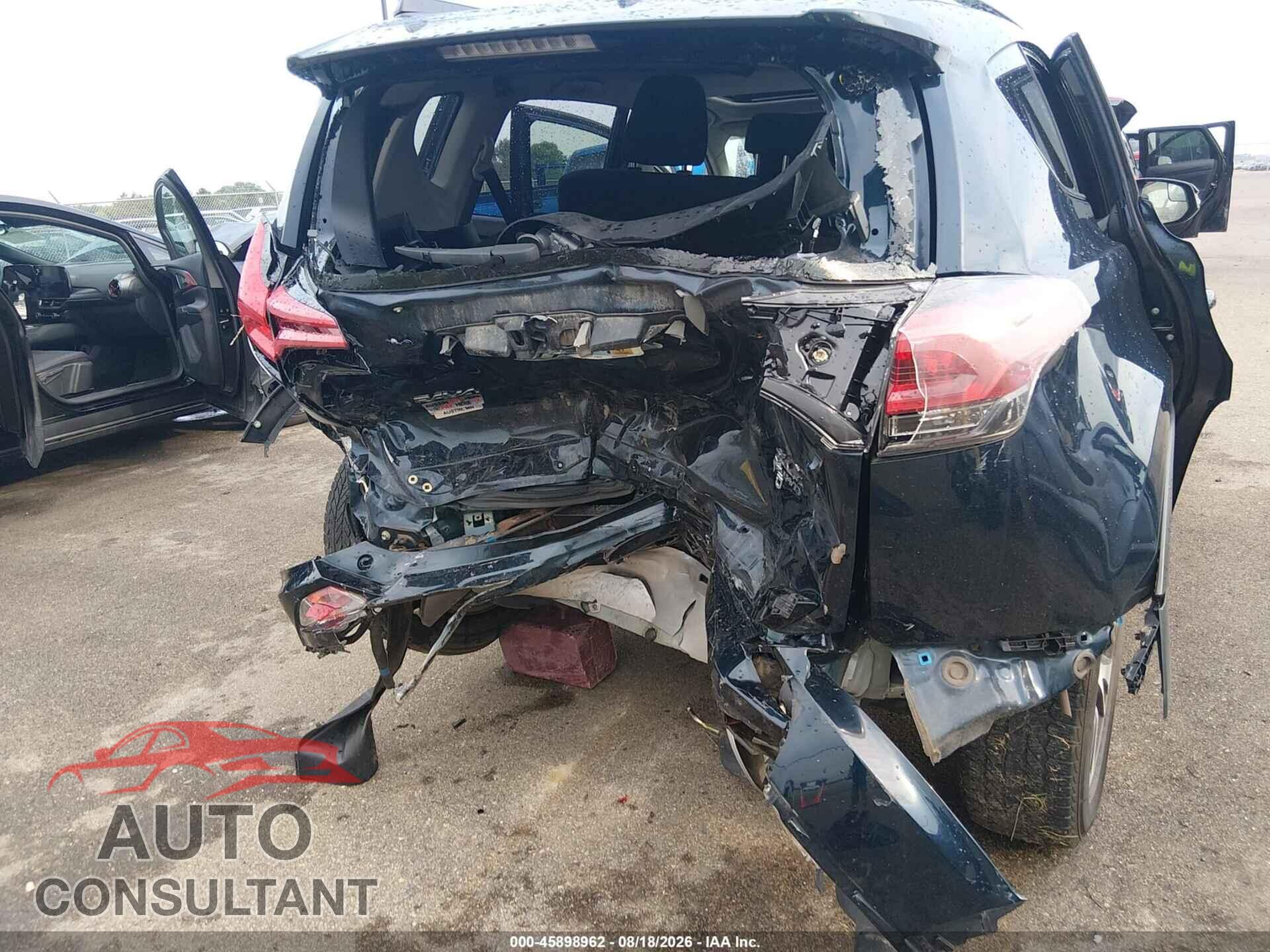 TOYOTA RAV4 2017 - JTMRFREV4HJ106830
