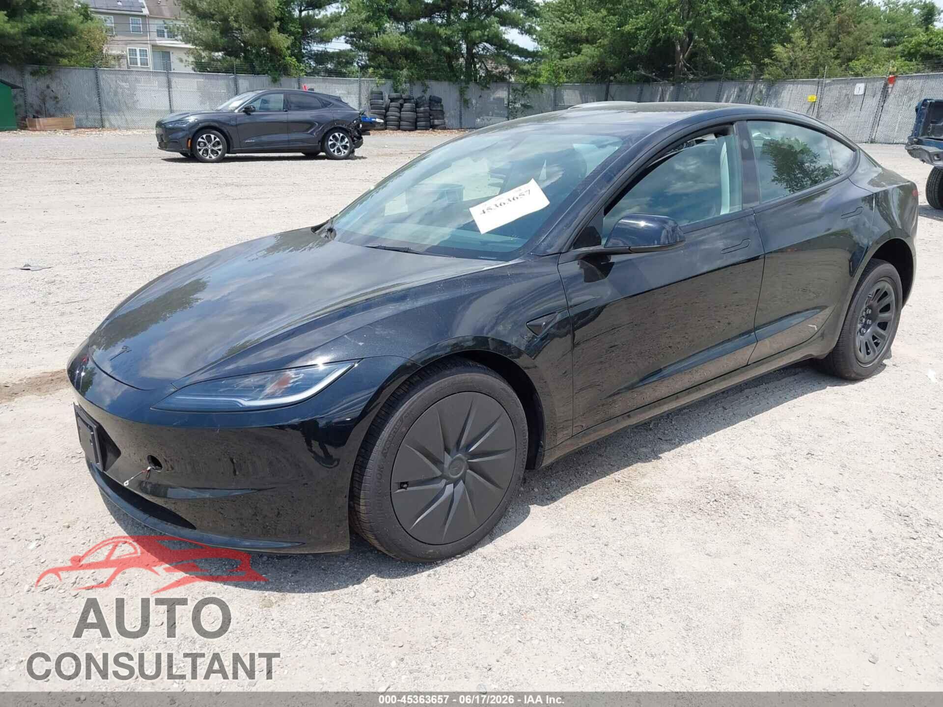 TESLA MODEL 3 2026 - 5YJ3E1EA9TF177321