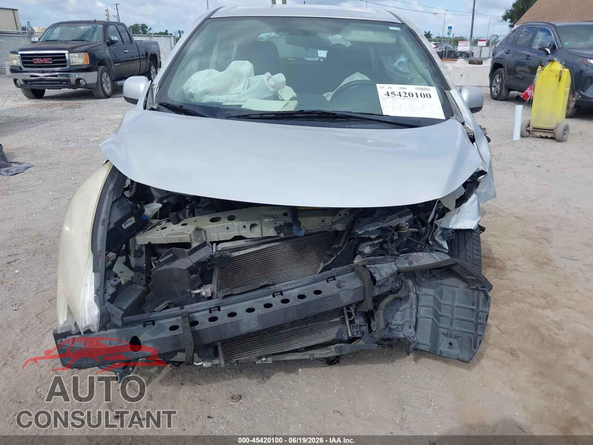NISSAN VERSA NOTE 2014 - 3N1CE2CP8EL367292