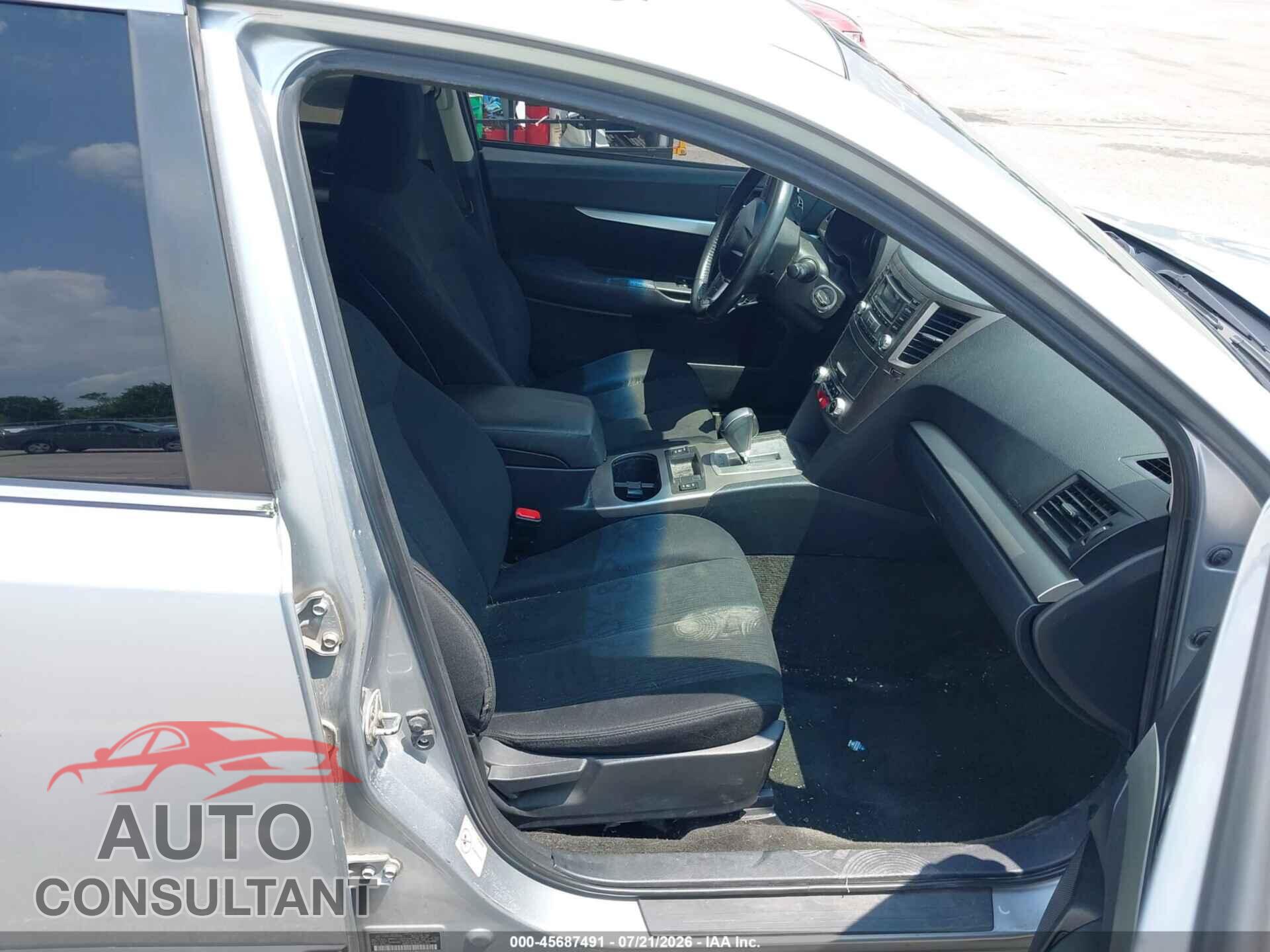SUBARU OUTBACK 2013 - 4S4BRCCC8D3204728