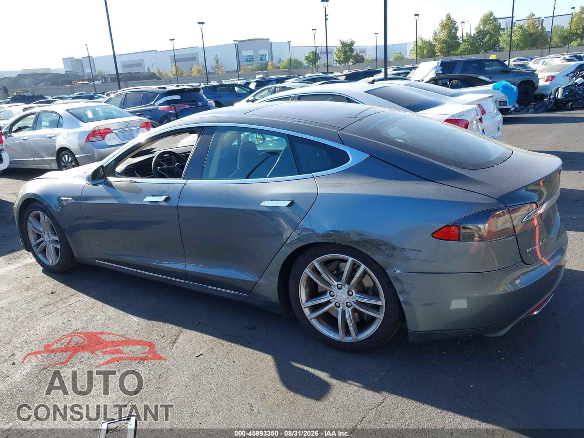 TESLA MODEL S 2013 - 5YJSA1CN5DFP10036