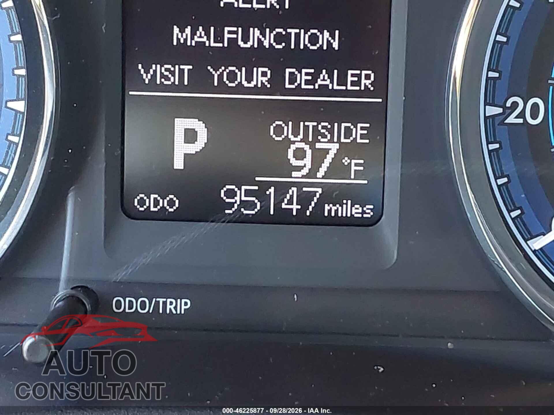 TOYOTA COROLLA 2017 - 2T1BURHEXHC766904