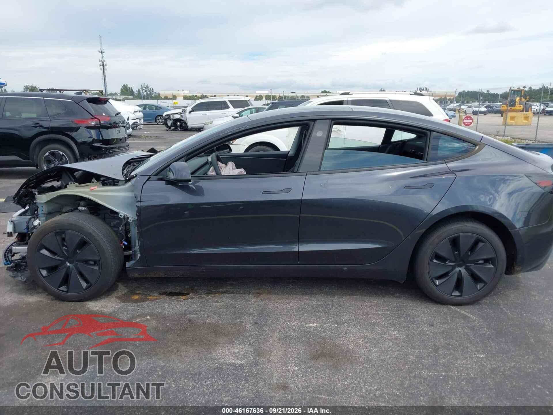 TESLA MODEL 3 2025 - 5YJ3E1EA7SF058049