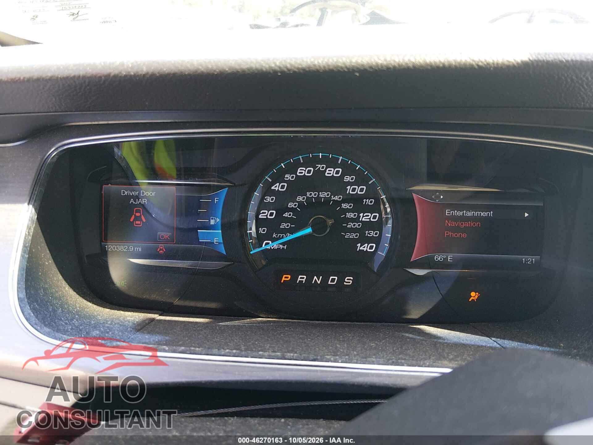 FORD TAURUS 2015 - 1FAHP2E82FG125354