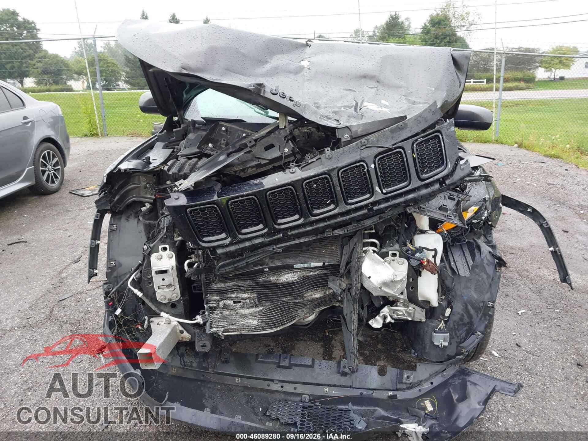 JEEP COMPASS 2018 - 3C4NJDBB3JT314402