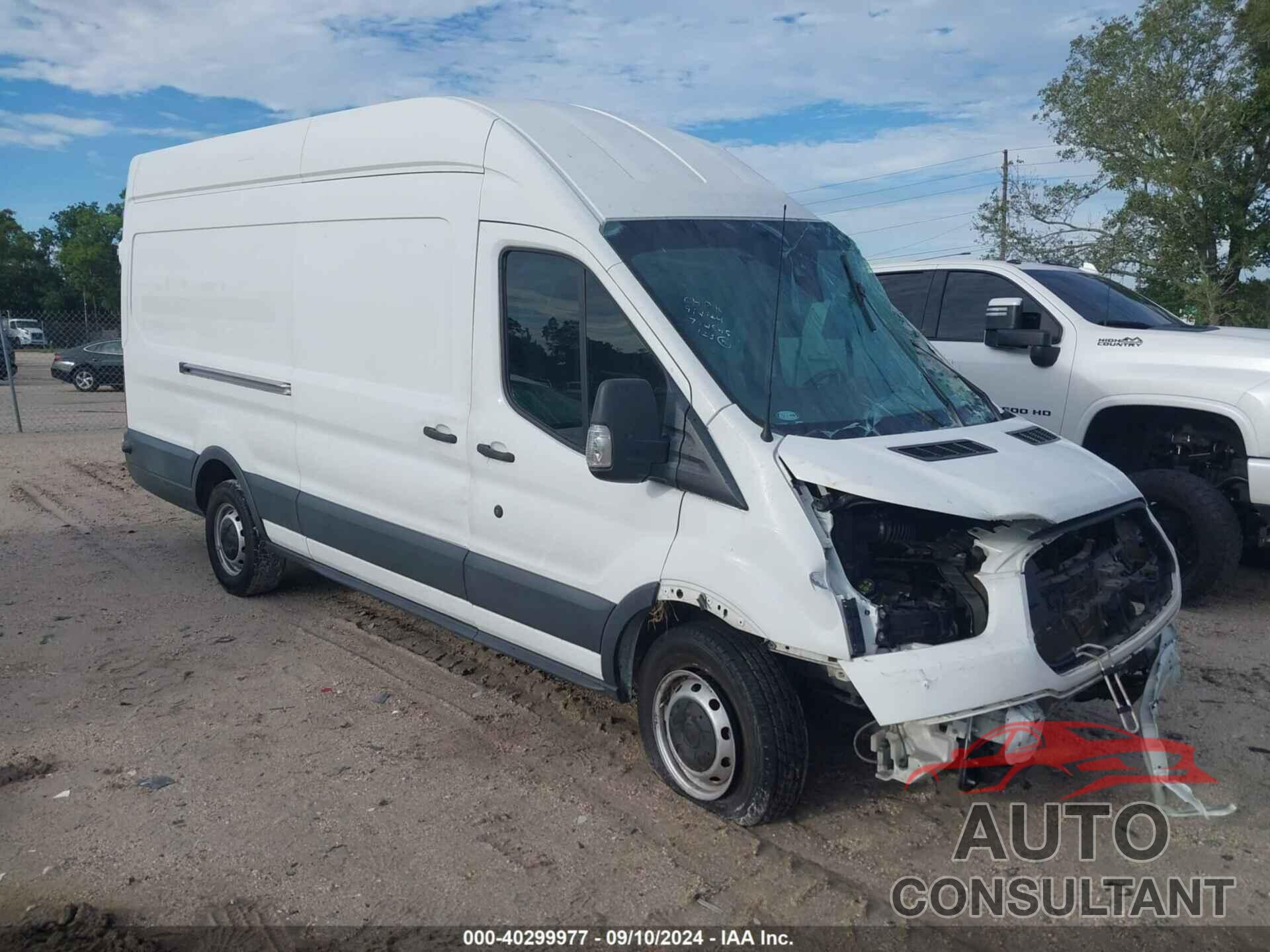 FORD TRANSIT-250 2018 - 1FTYR3XM8JKA75036