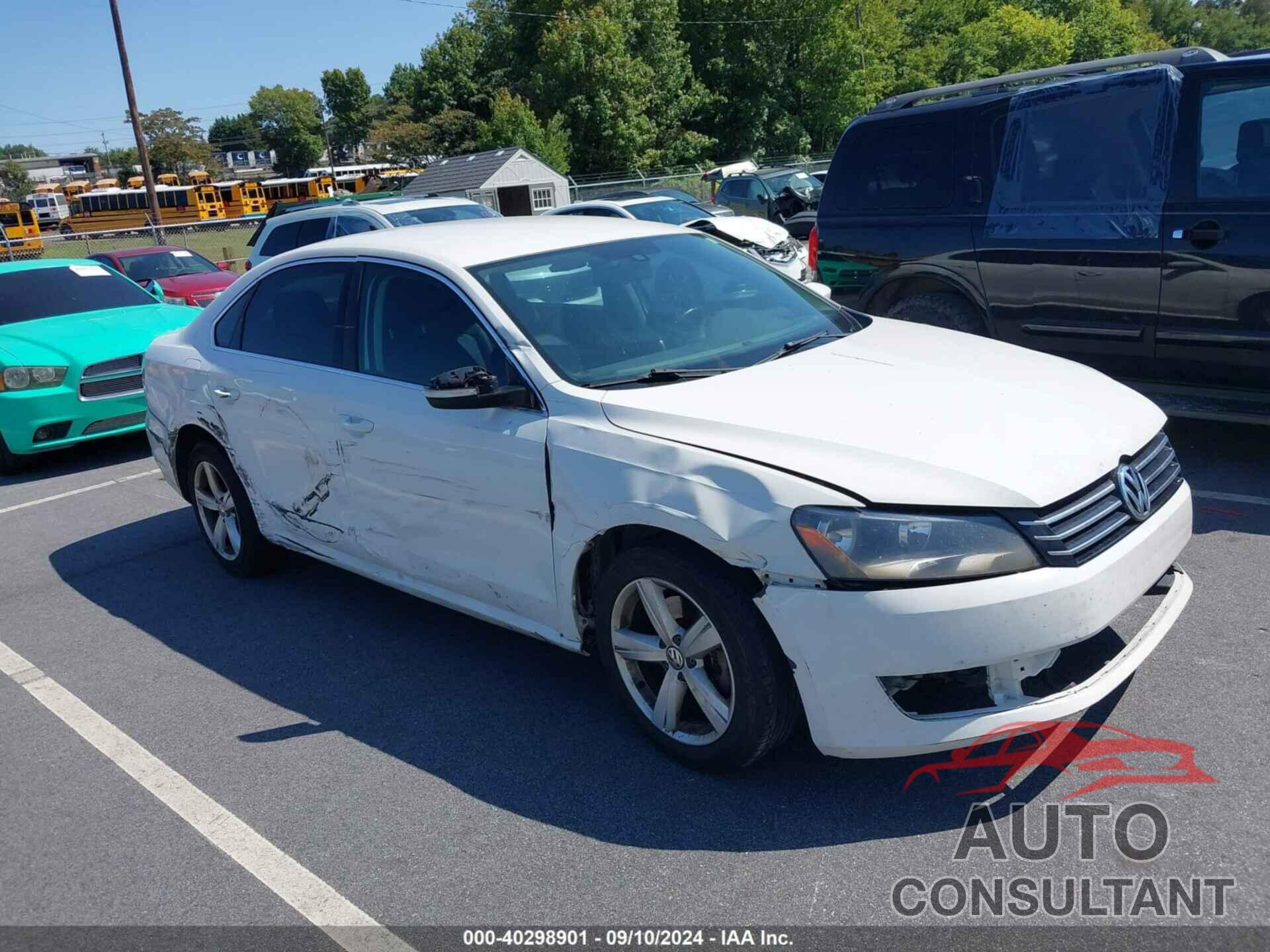 VOLKSWAGEN PASSAT 2015 - 1VWBS7A38FC047110