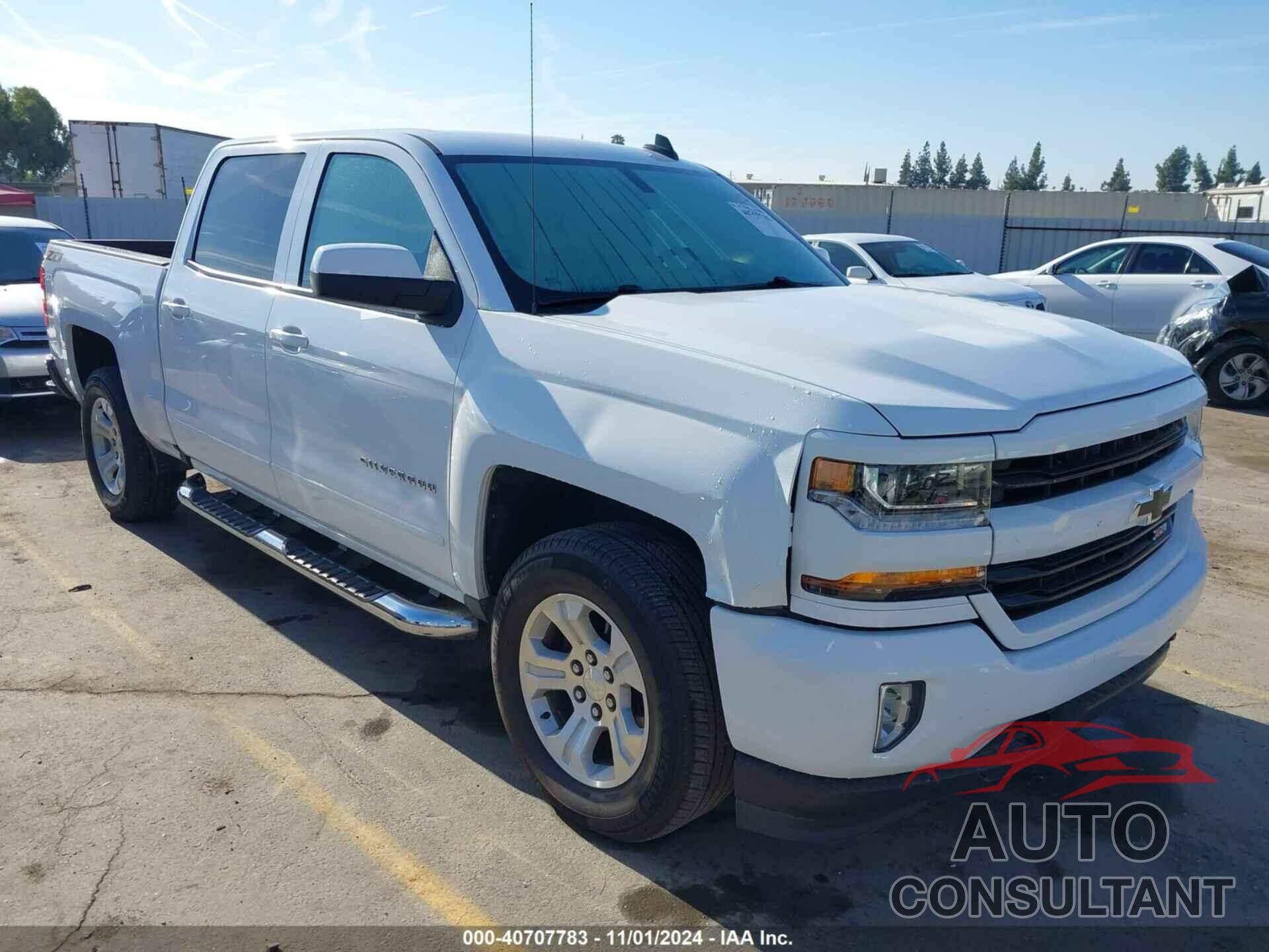 CHEVROLET SILVERADO 1500 2018 - 3GCUKREC6JG600943