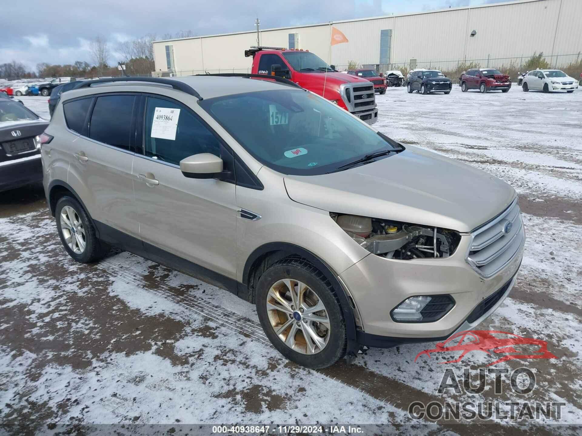 FORD ESCAPE 2018 - 1FMCU9GD1JUA08967