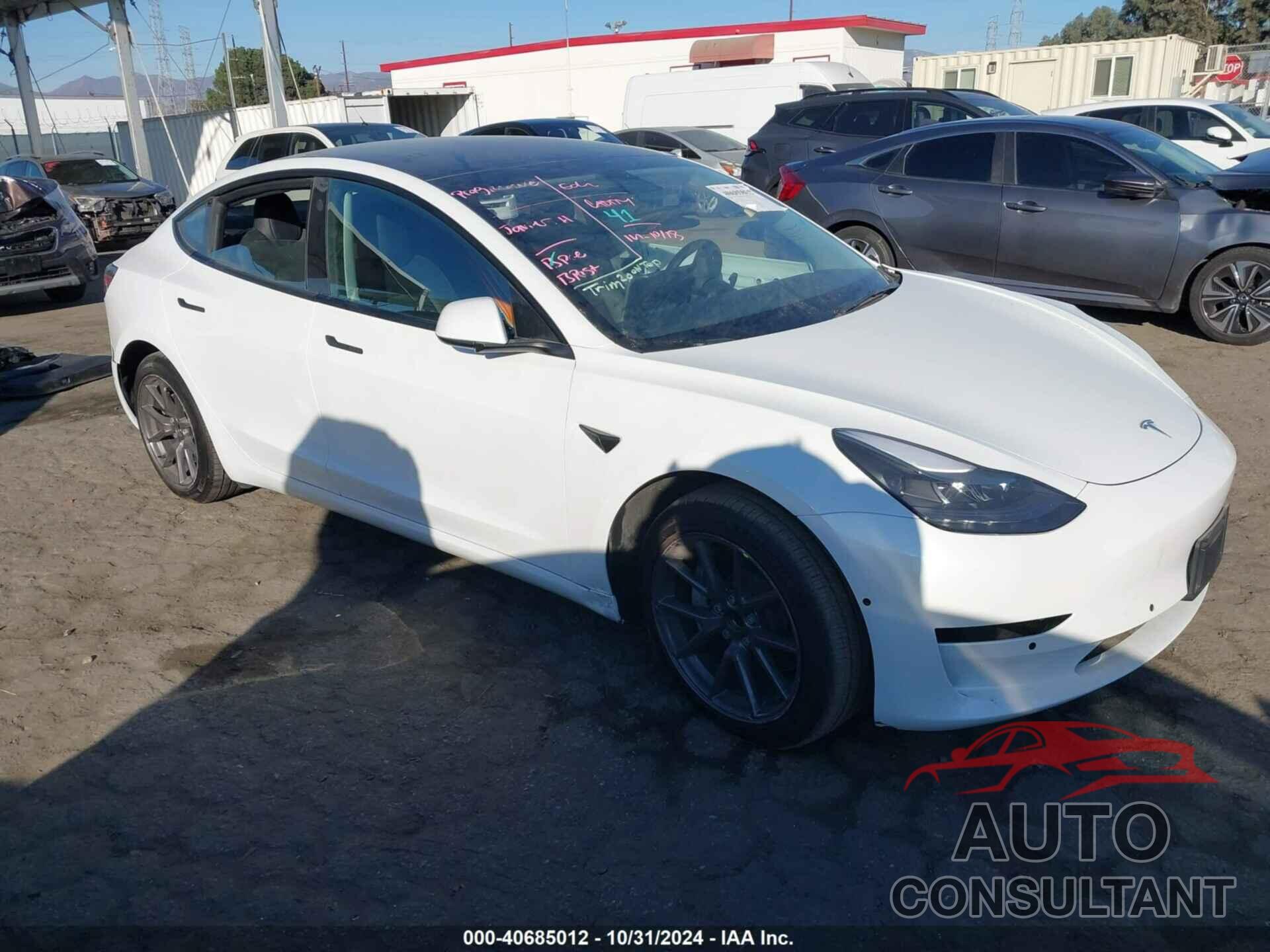 TESLA MODEL 3 2022 - 5YJ3E1EA4NF104389