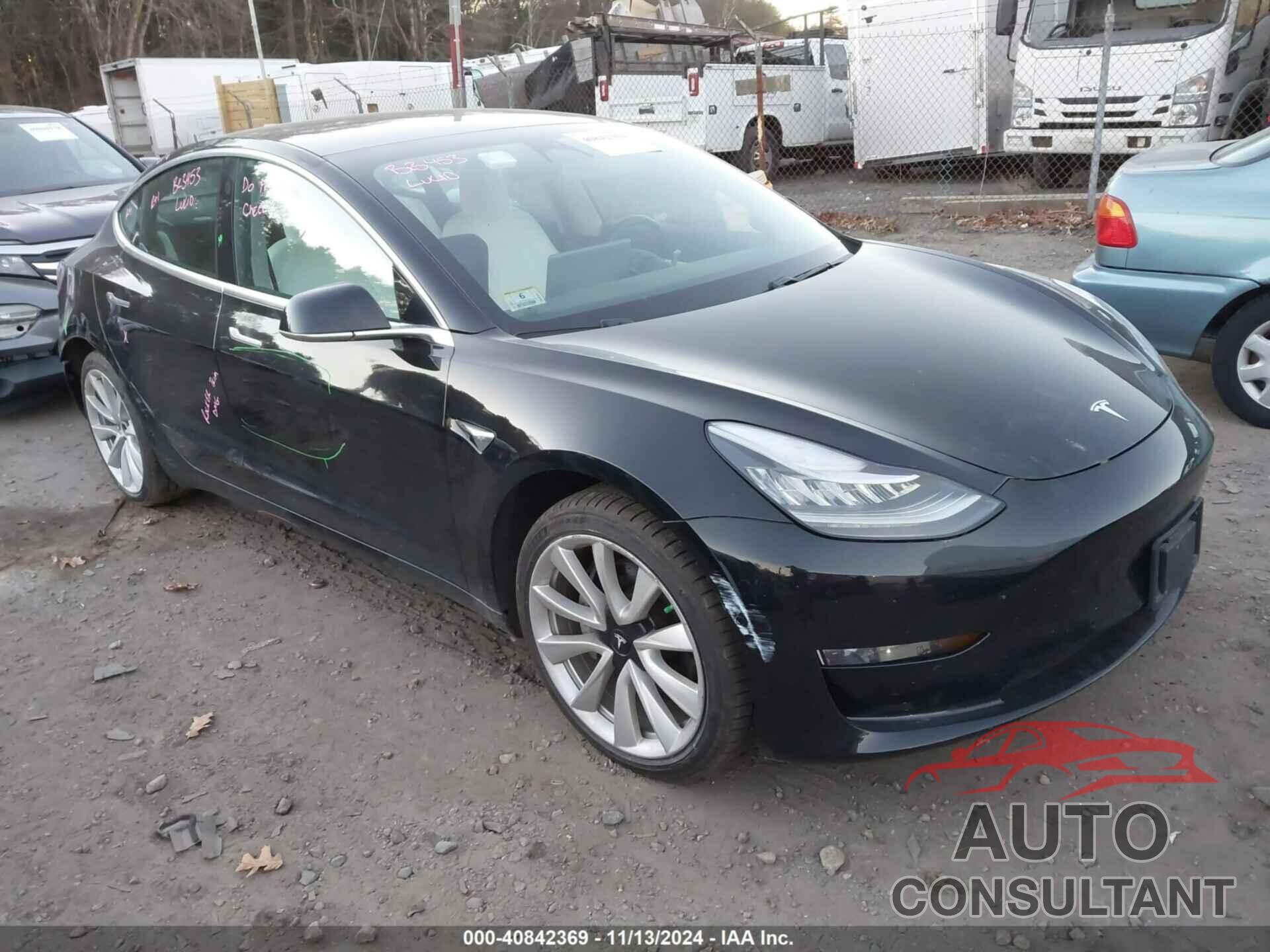 TESLA MODEL 3 2019 - 5YJ3E1EB1KF391453