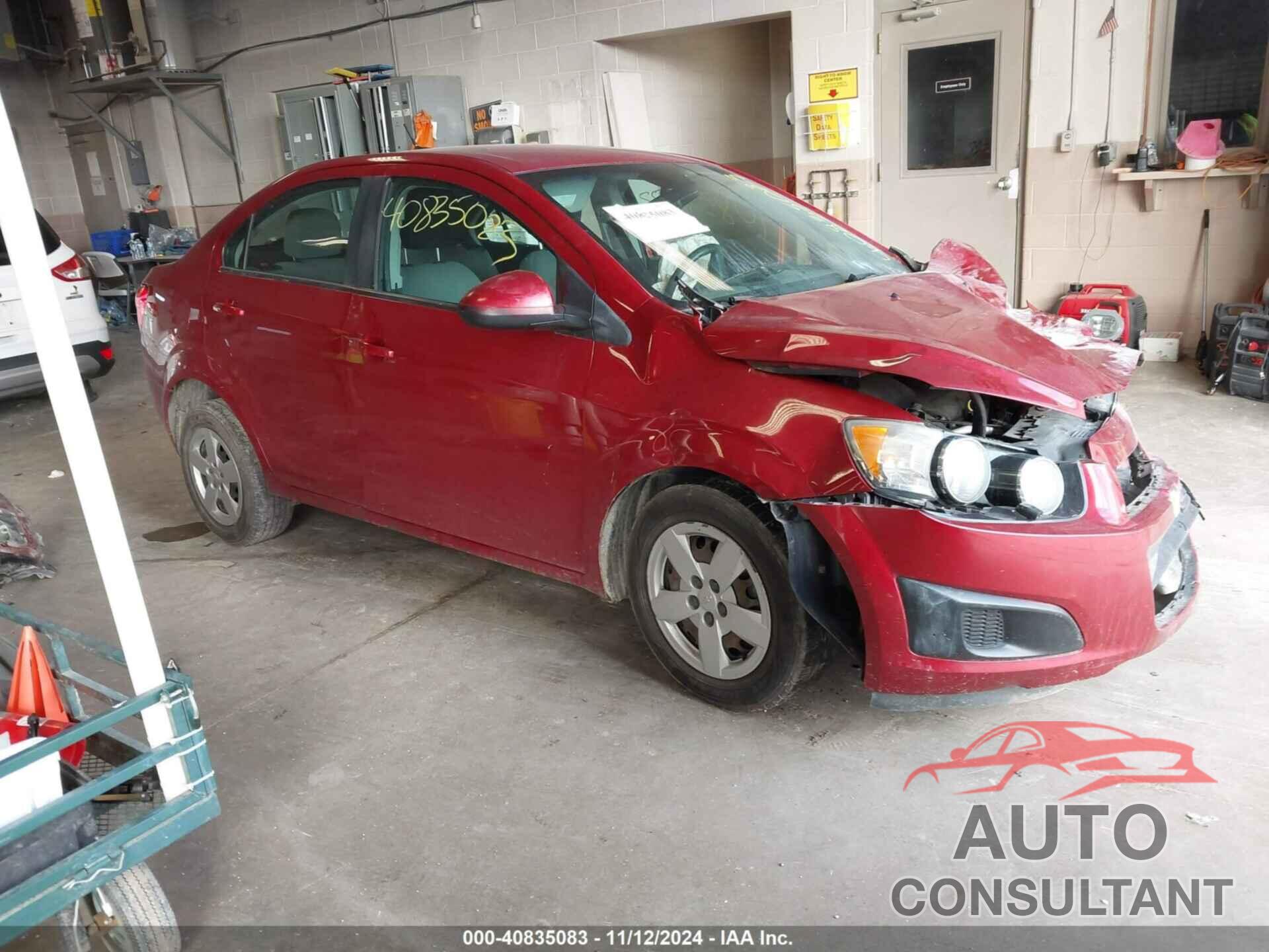 CHEVROLET SONIC 2013 - 1G1JA5SH2D4101940