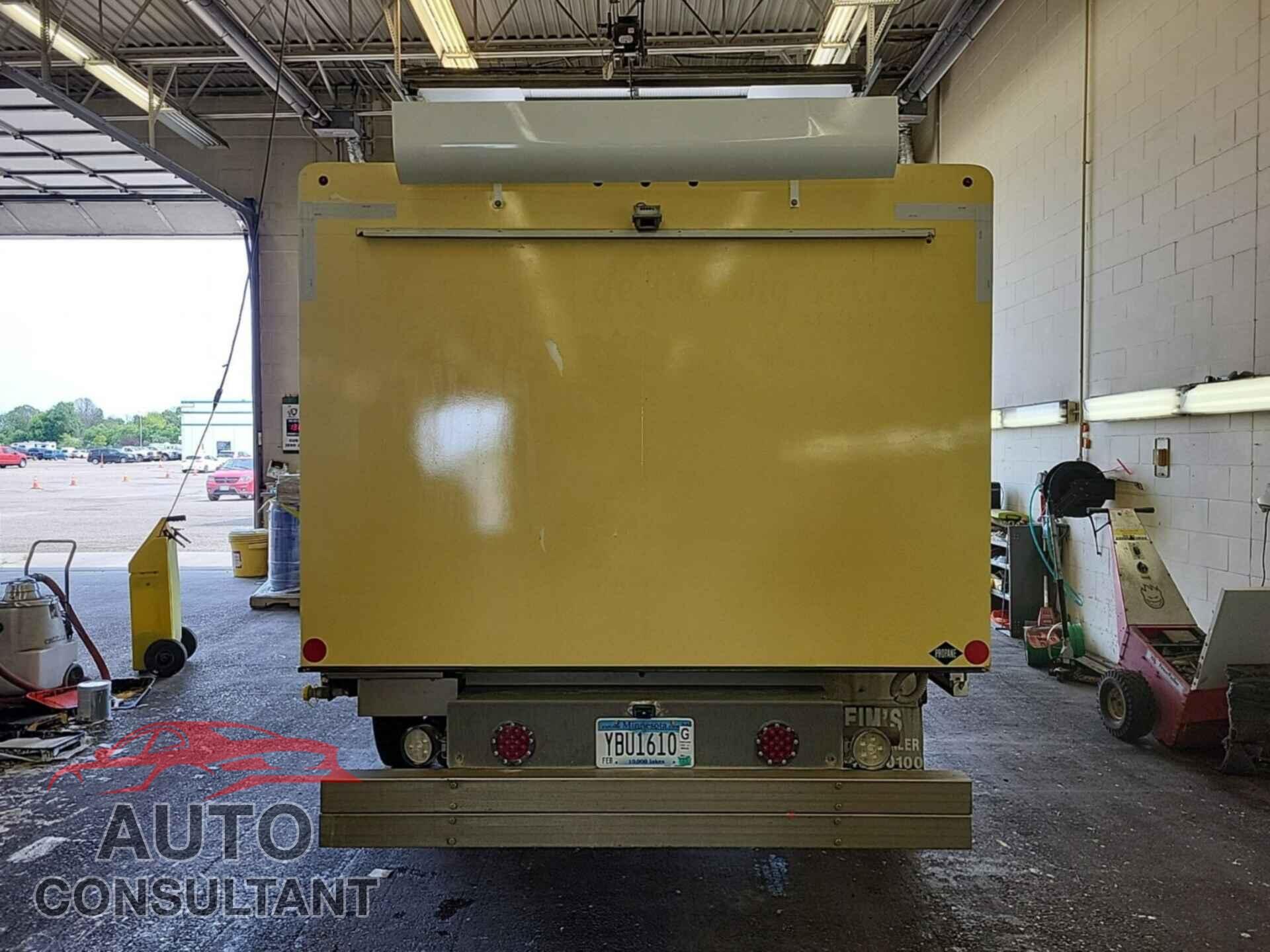 FORD ECONOLINE 2017 - 1FDXE4FS3HDC69030