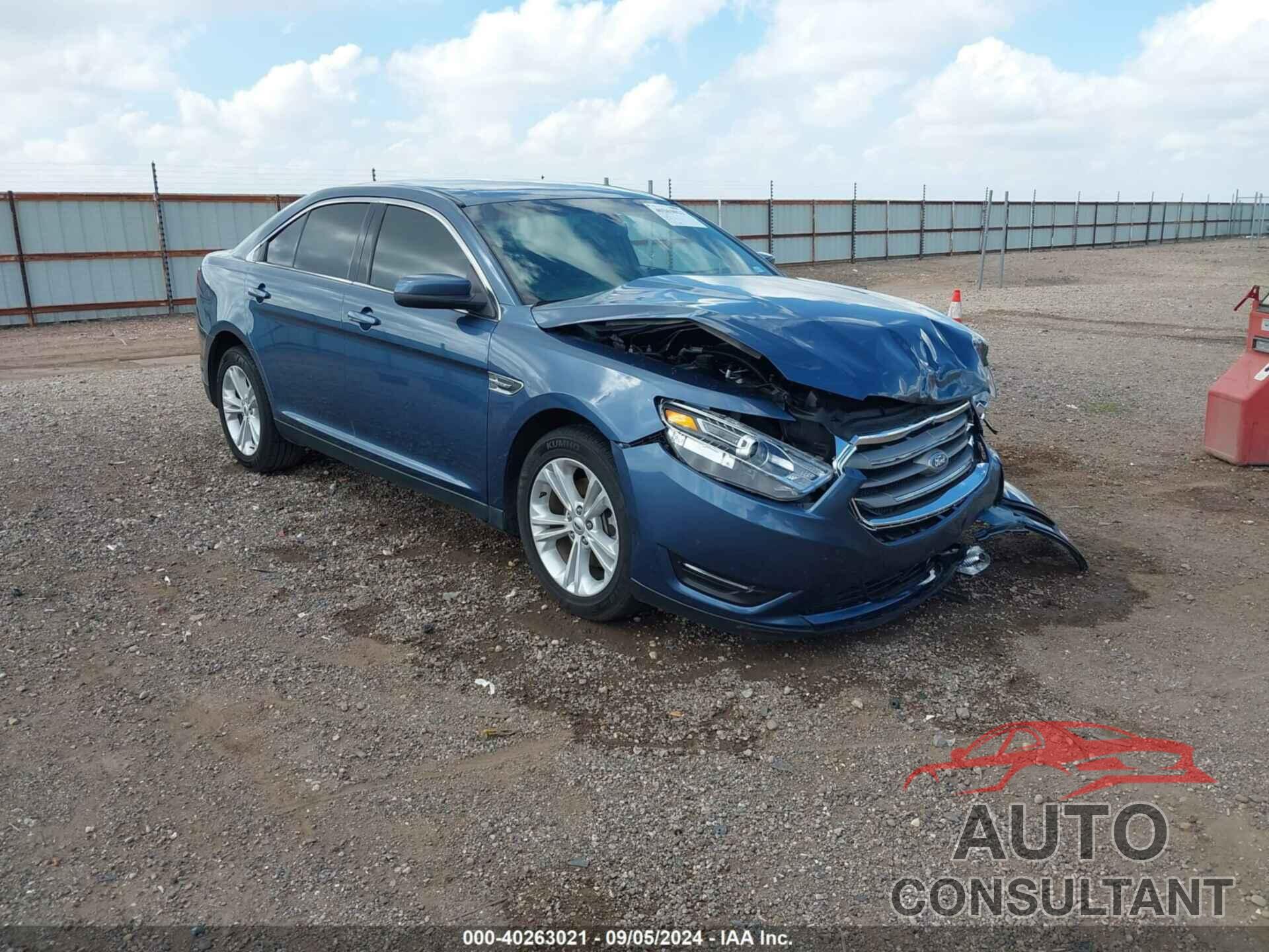 FORD TAURUS 2018 - 1FAHP2E88JG137971