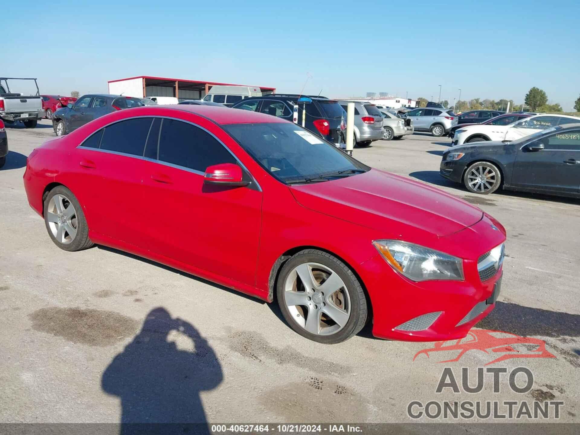 MERCEDES-BENZ CLA 250 2016 - WDDSJ4GB1GN330012