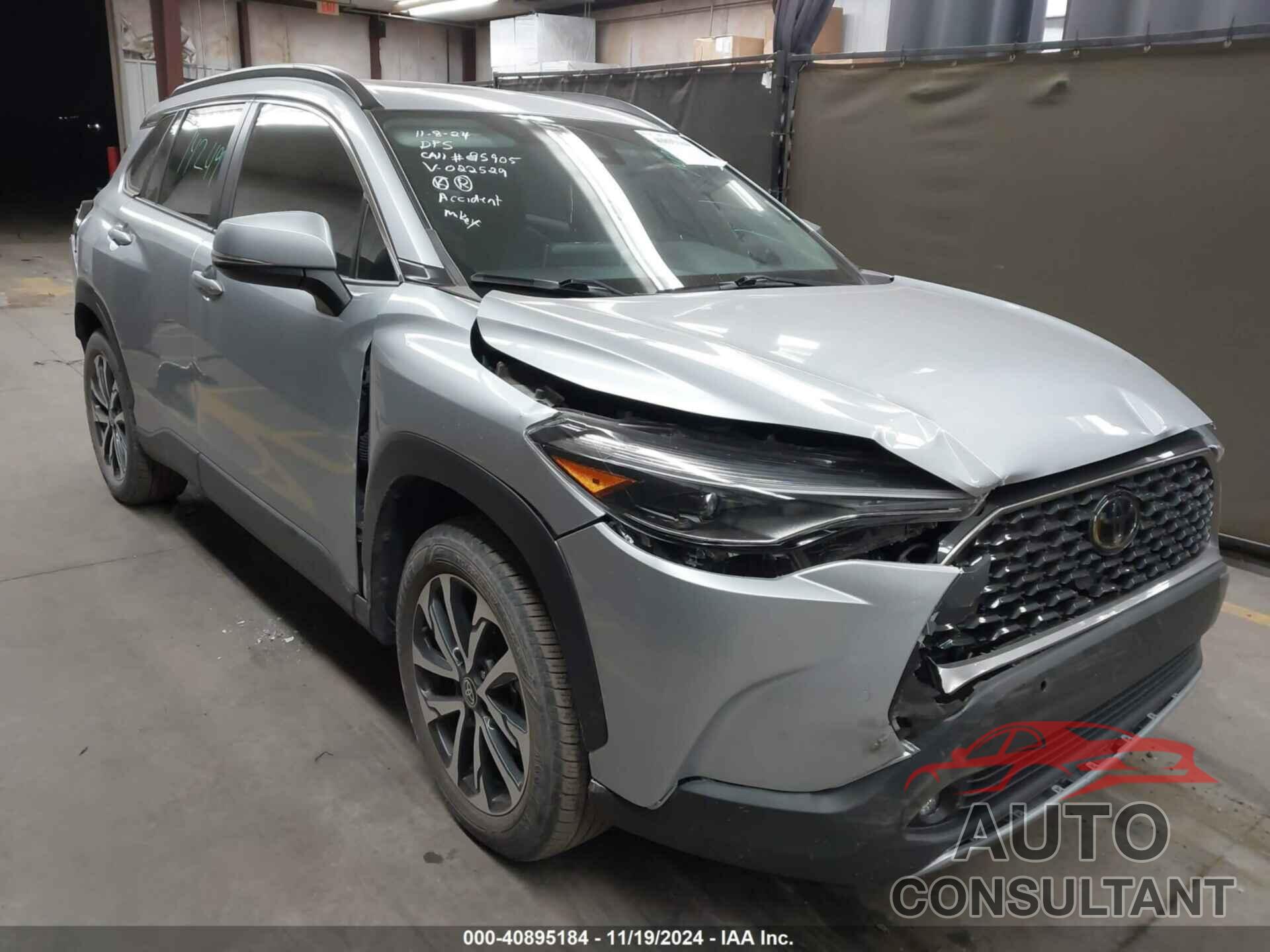 TOYOTA COROLLA CROSS 2022 - 7MUDAABG8NV022529
