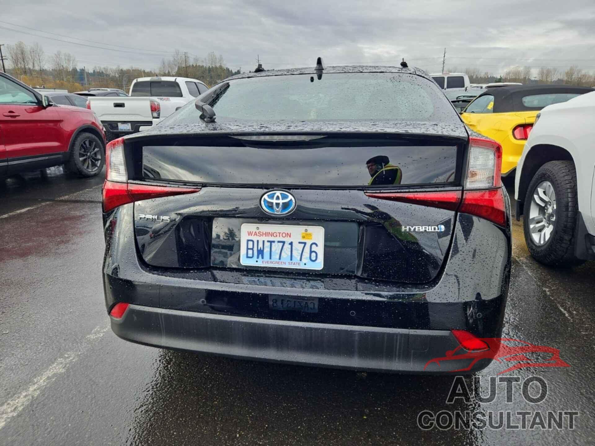 TOYOTA PRIUS 2021 - JTDKAMFU4M3136143
