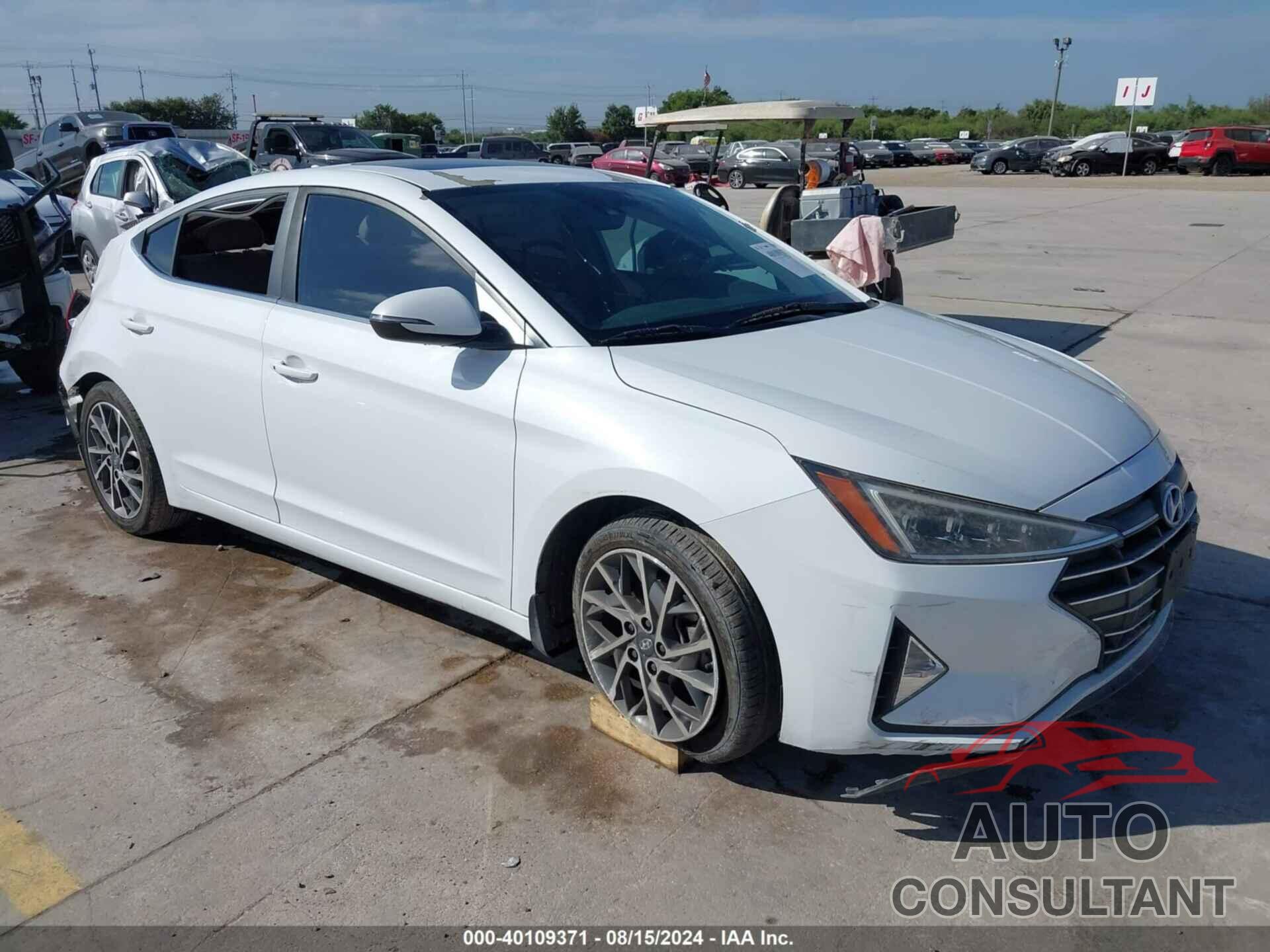 HYUNDAI ELANTRA 2020 - 5NPD84LF5LH522907