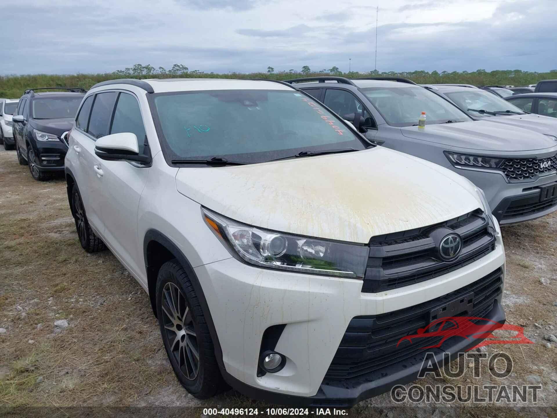 TOYOTA HIGHLANDER 2018 - 5TDJZRFH8JS554901