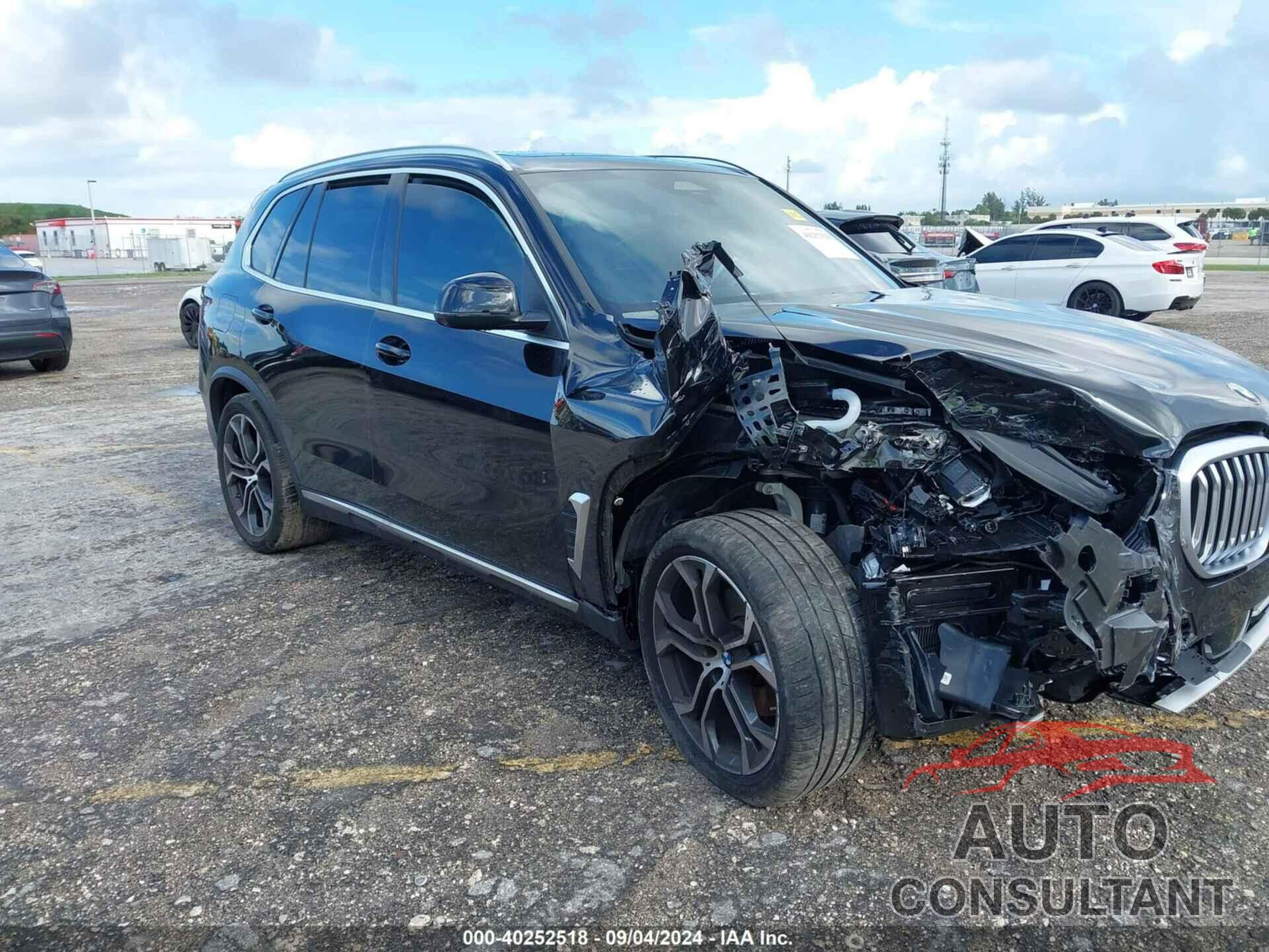 BMW X5 2025 - 5UX13EU05S9W98251