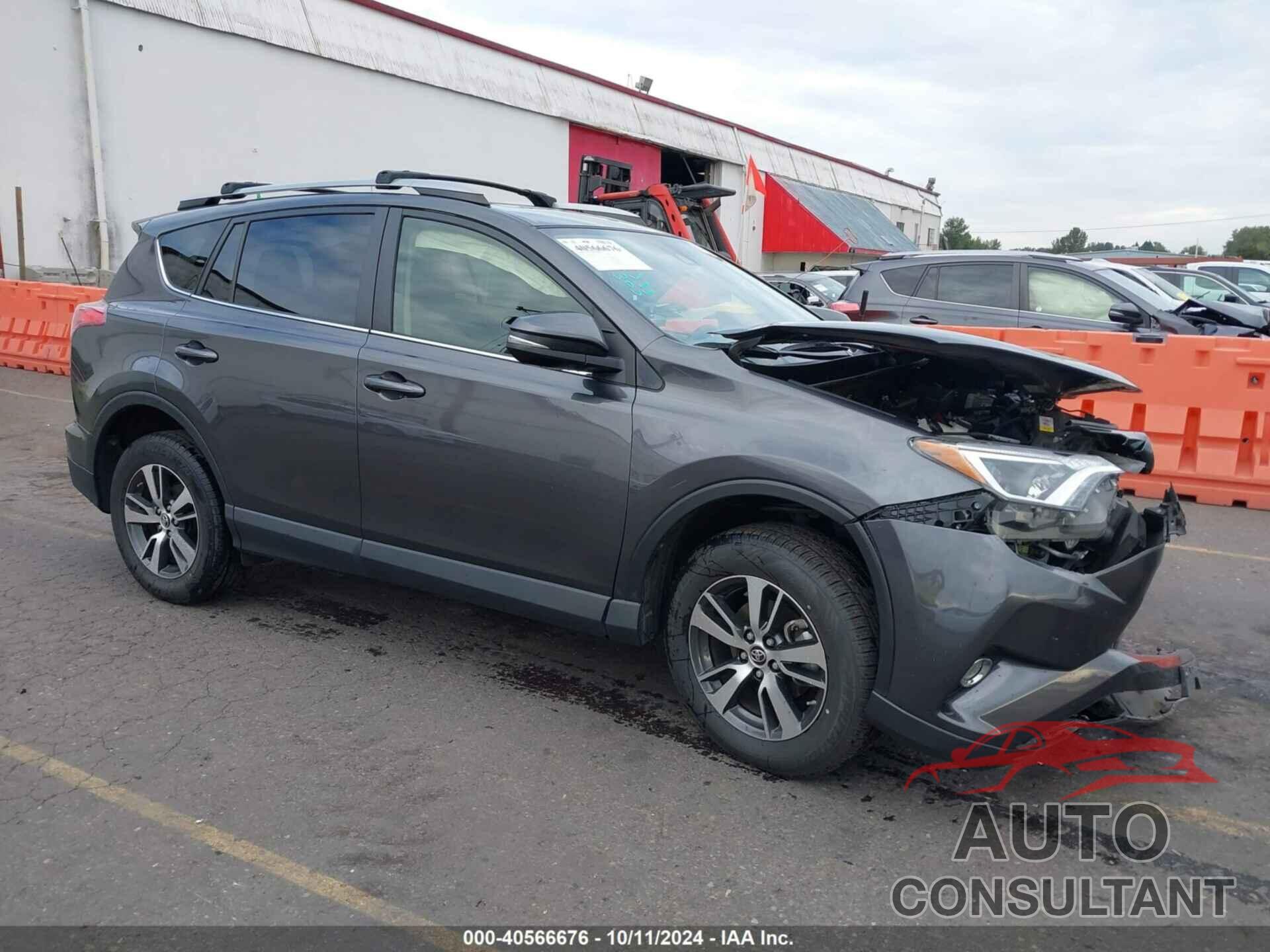 TOYOTA RAV4 2018 - JTMDFREV2JJ213570