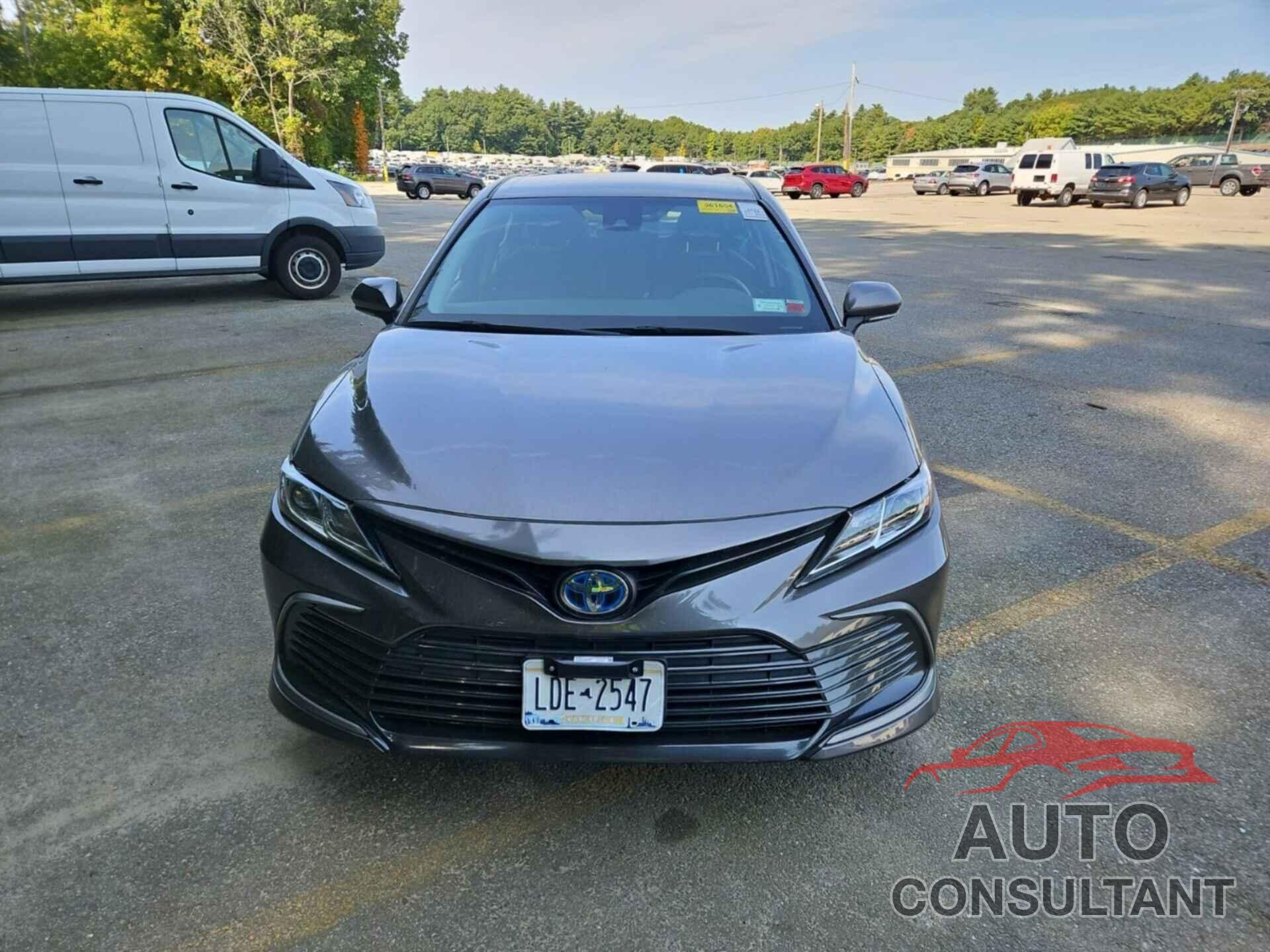 TOYOTA CAMRY 2021 - 4T1C31AK8MU551717