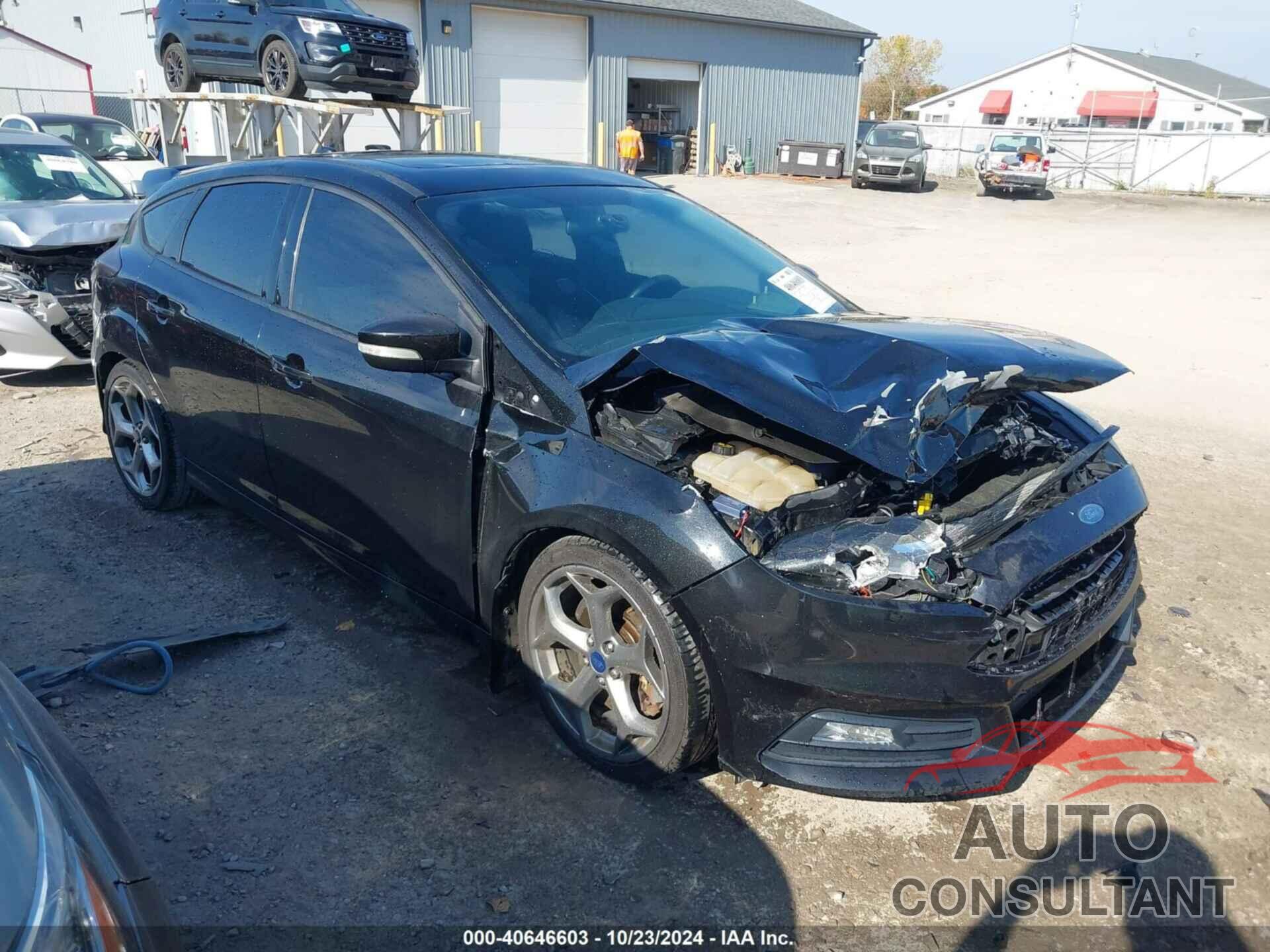 FORD FOCUS ST 2015 - 1FADP3L9XFL268320