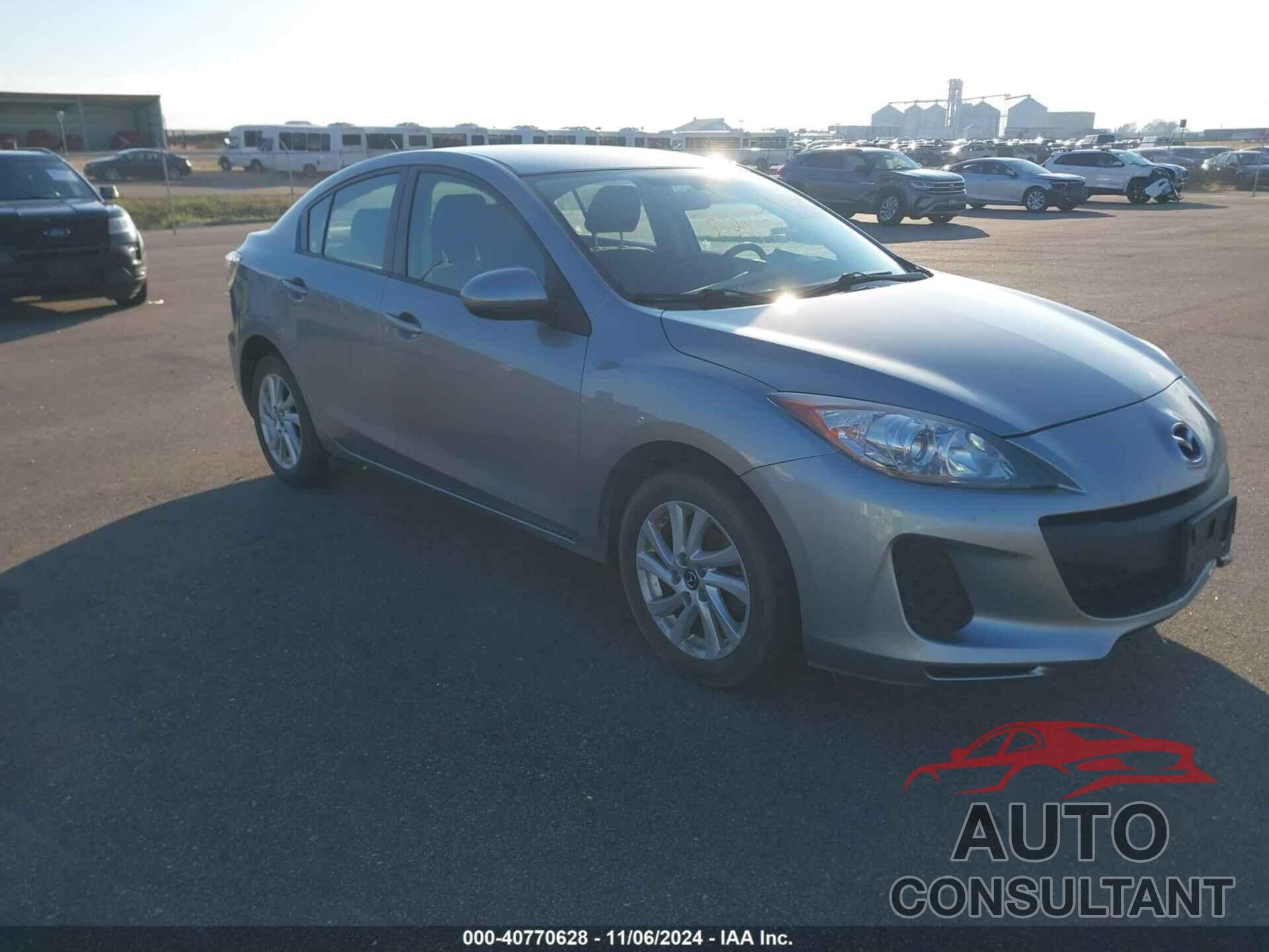 MAZDA MAZDA3 2013 - JM1BL1V73D1818303