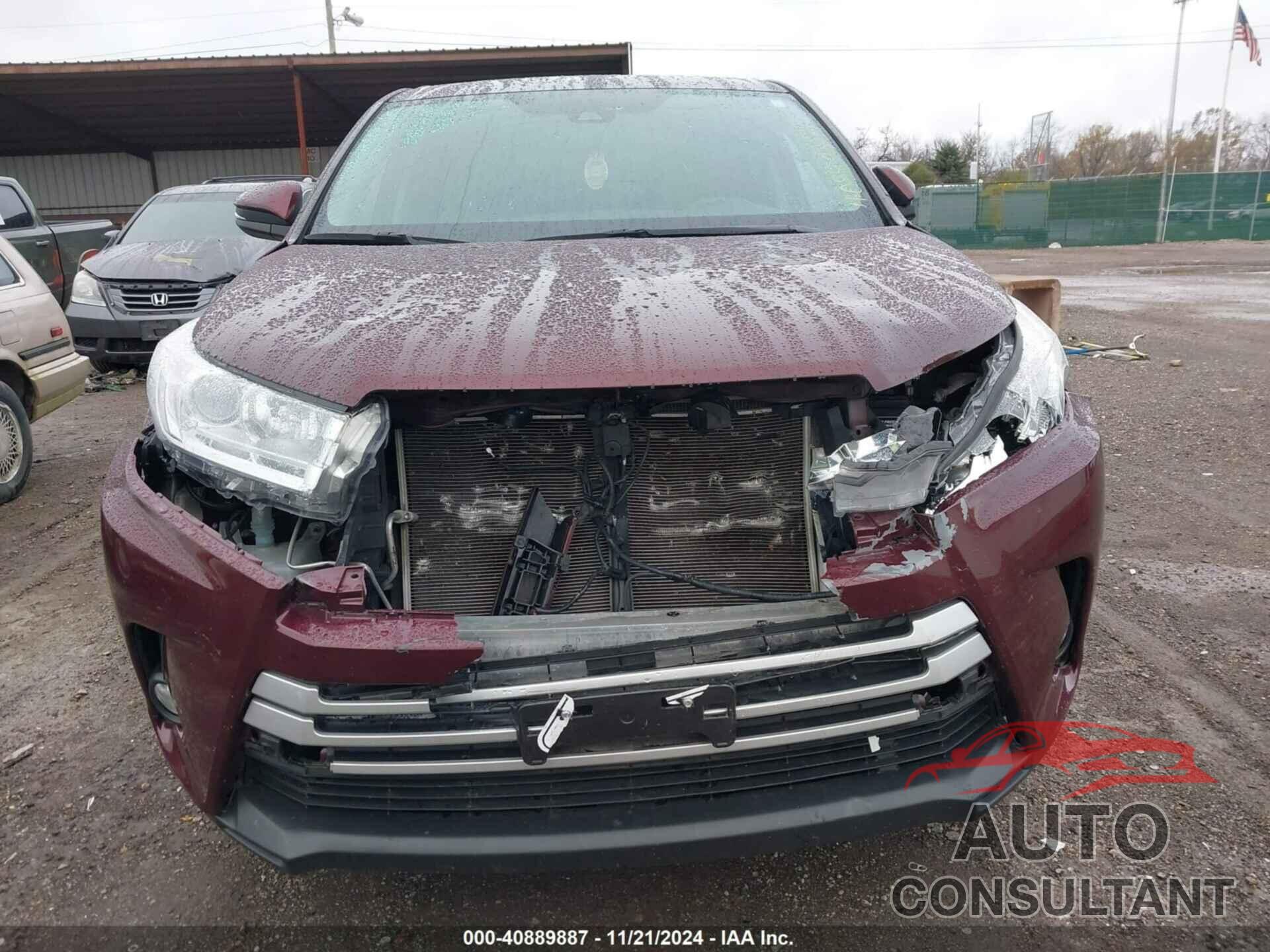TOYOTA HIGHLANDER 2019 - 5TDBZRFH7KS724686