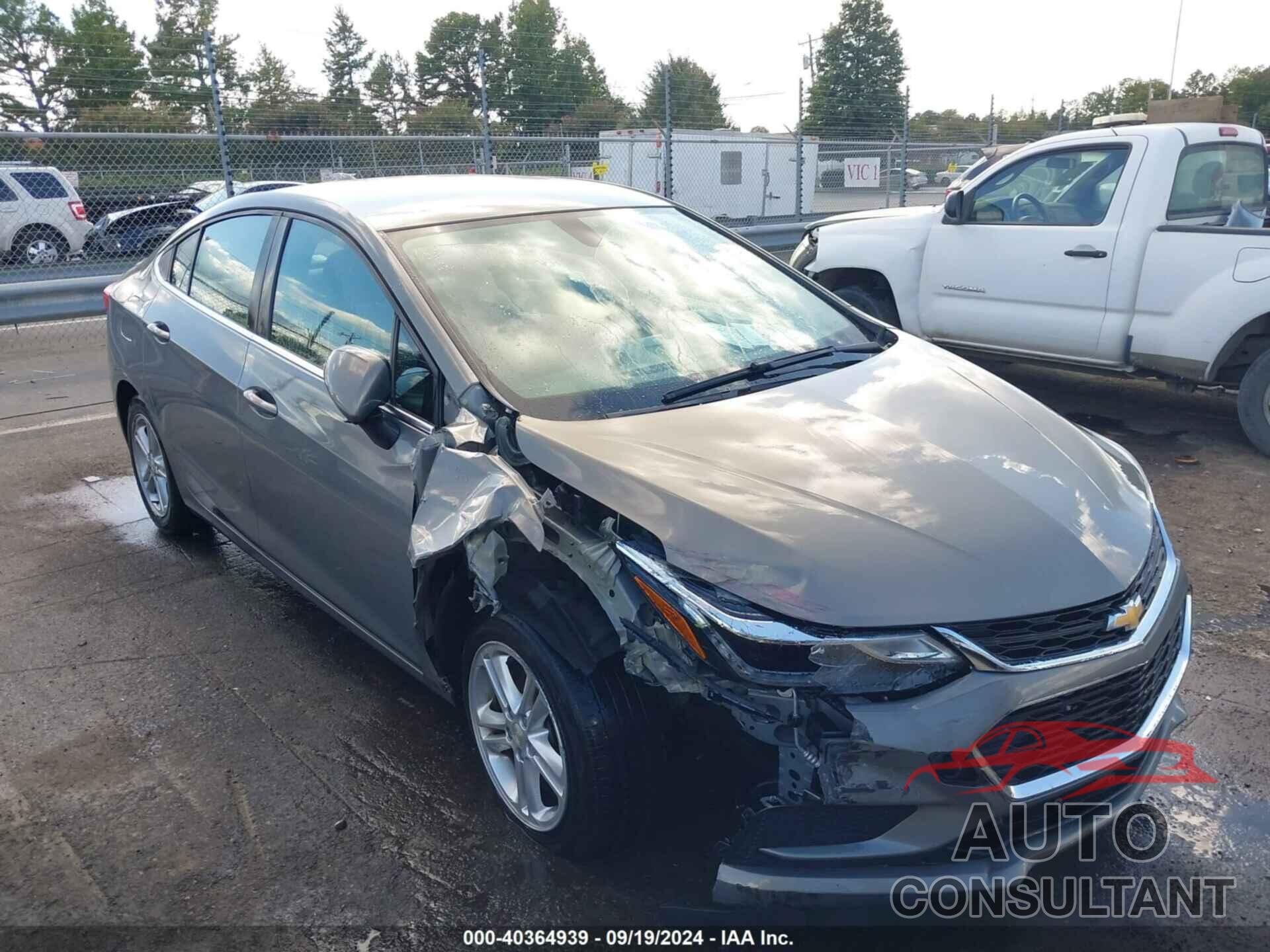 CHEVROLET CRUZE 2017 - 1G1BE5SM5H7185424