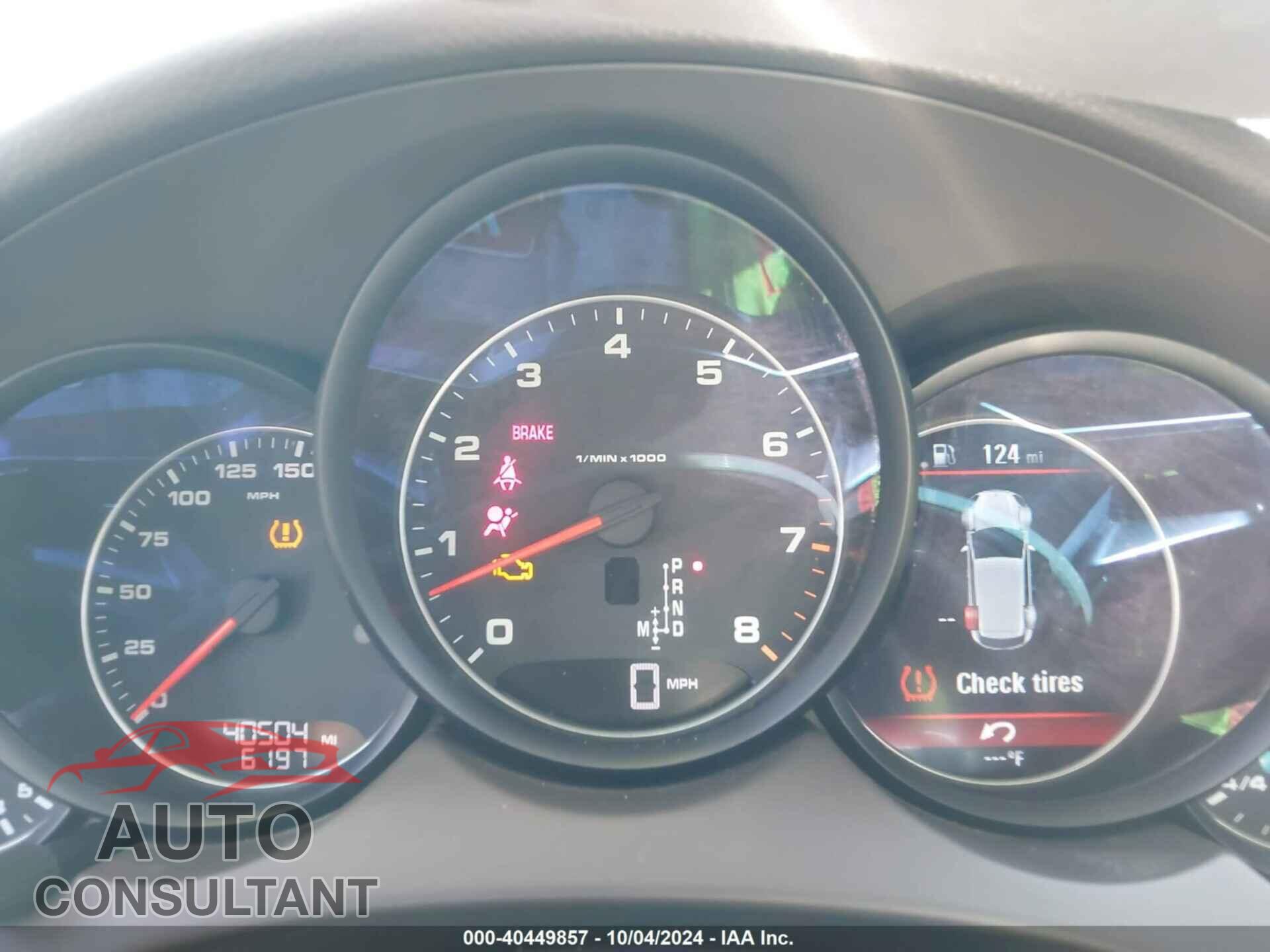 PORSCHE CAYENNE 2017 - WP1AA2A20HKA80556